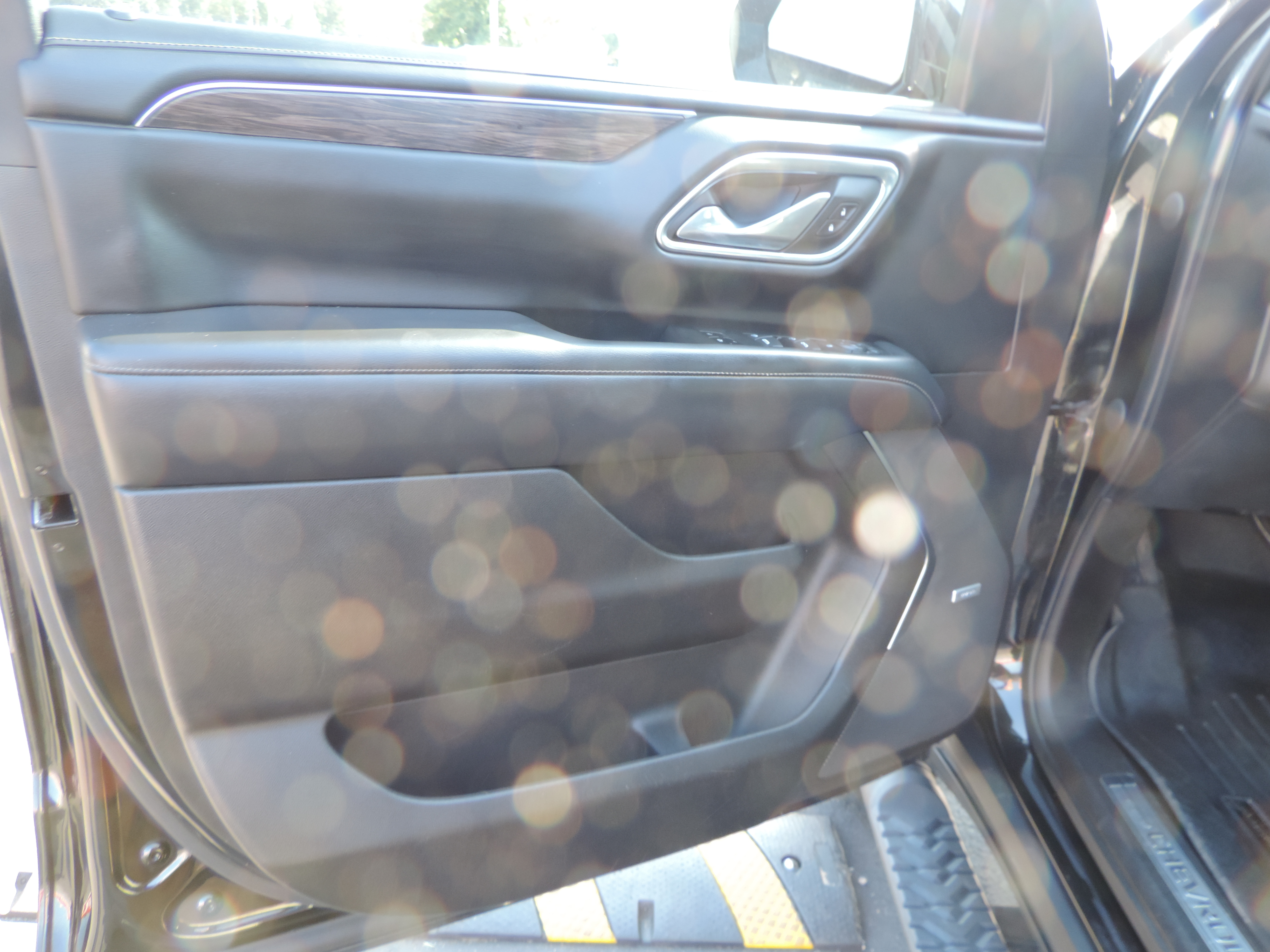 2021 Chevrolet Tahoe Z71 - Photo 16