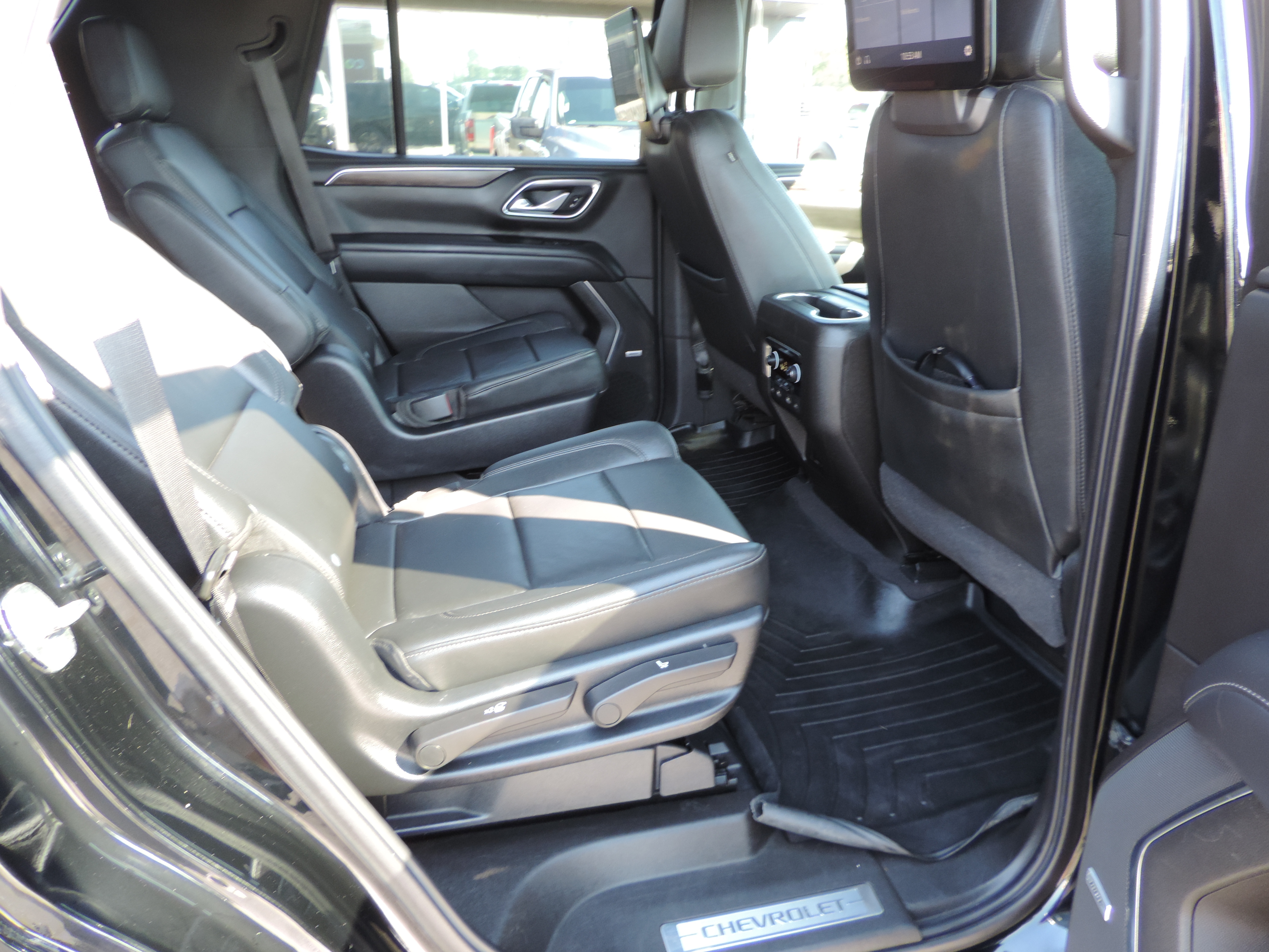 2021 Chevrolet Tahoe Z71 - Photo 20