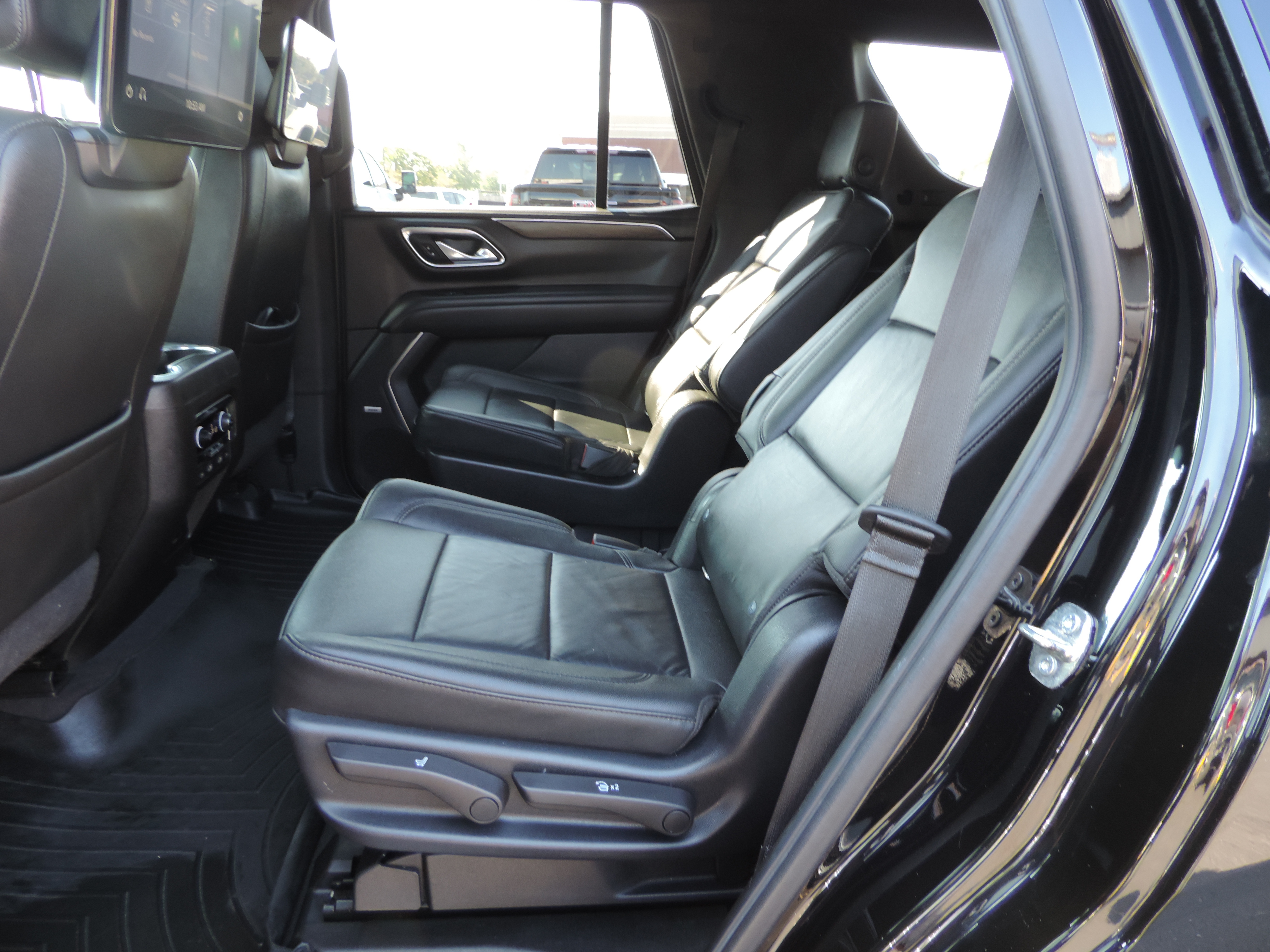 2021 Chevrolet Tahoe Z71 - Photo 21