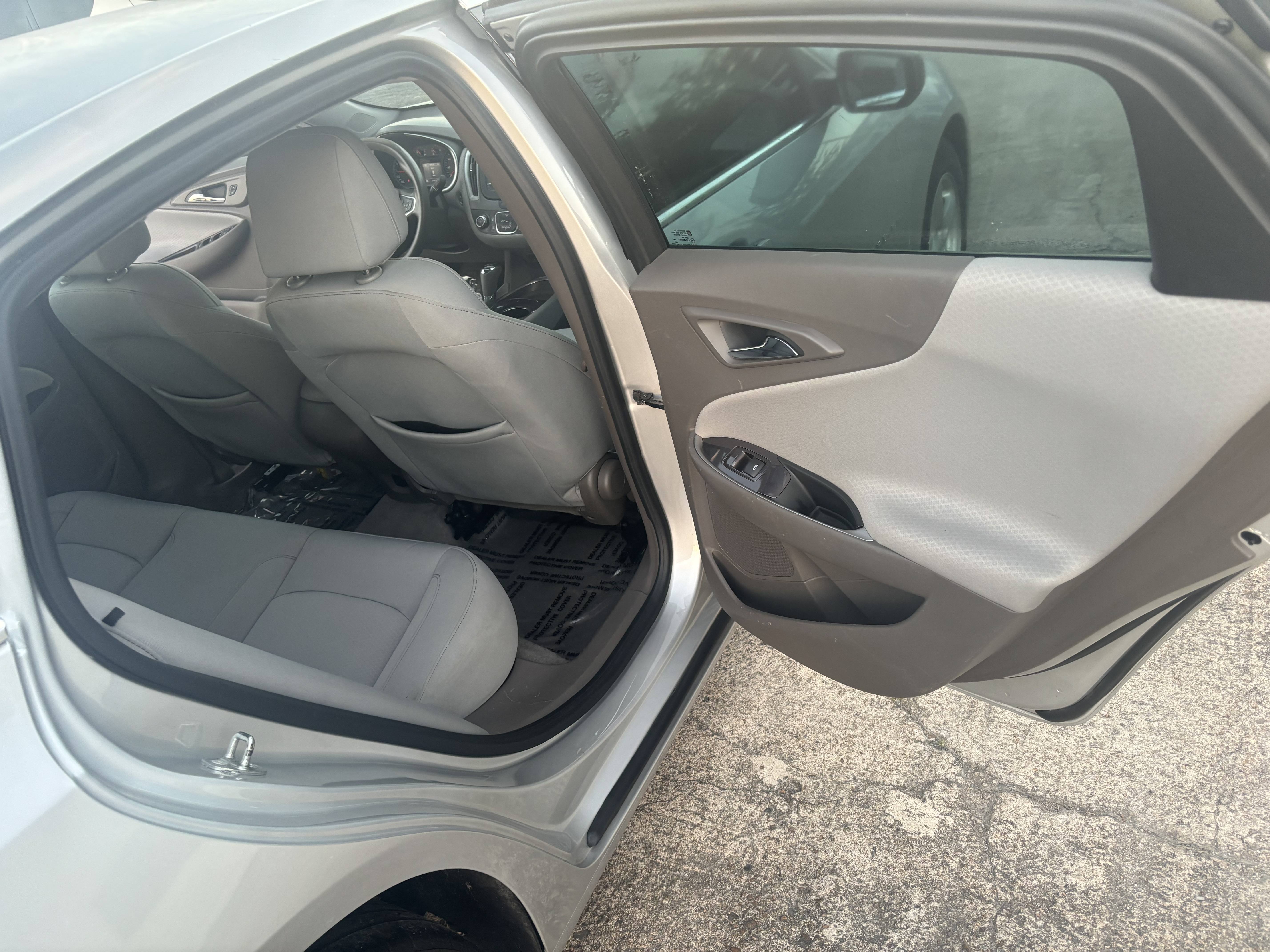 2016 Chevrolet Malibu 1LS - Photo 12