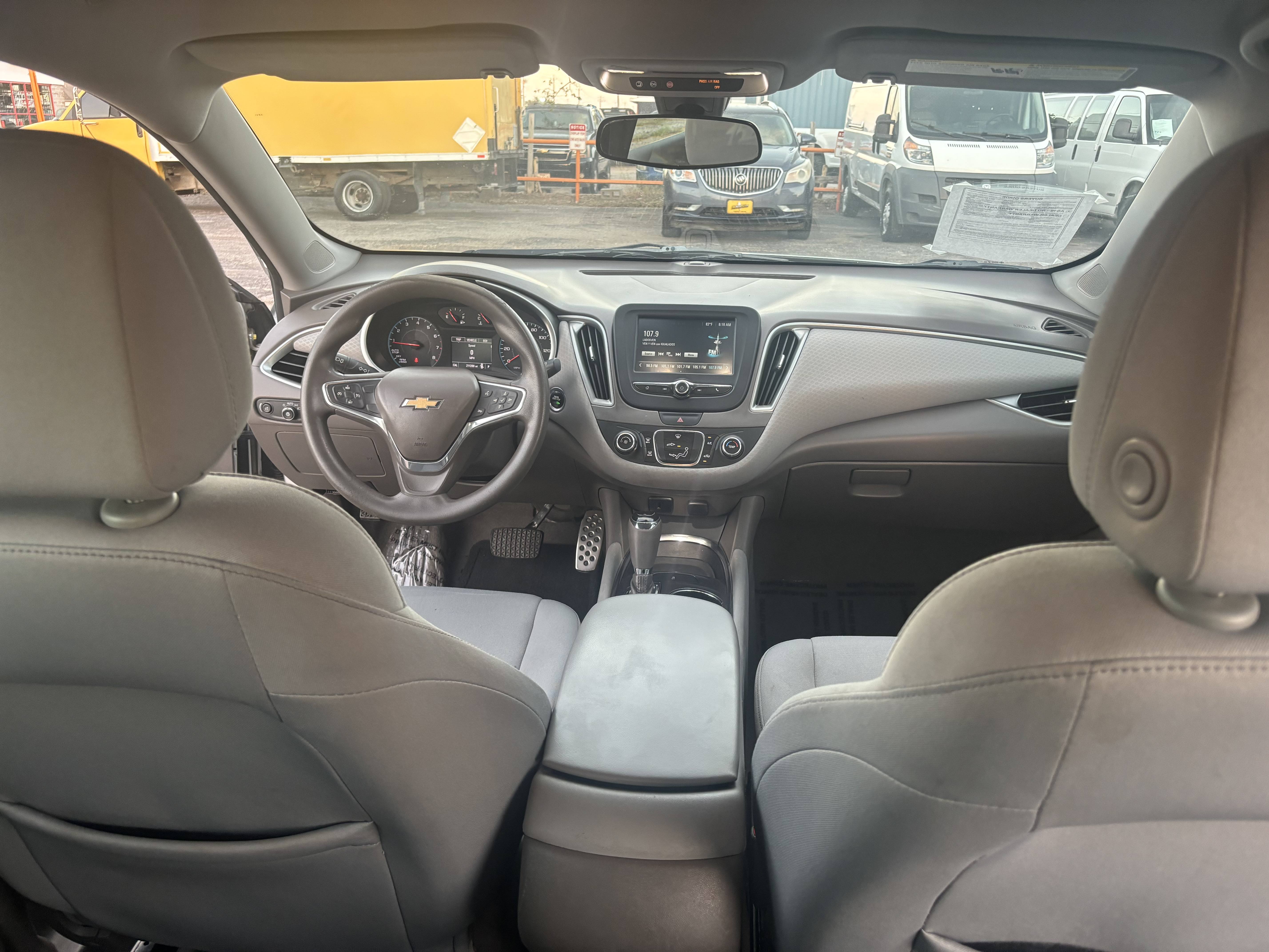 2016 Chevrolet Malibu 1LS - Photo 14