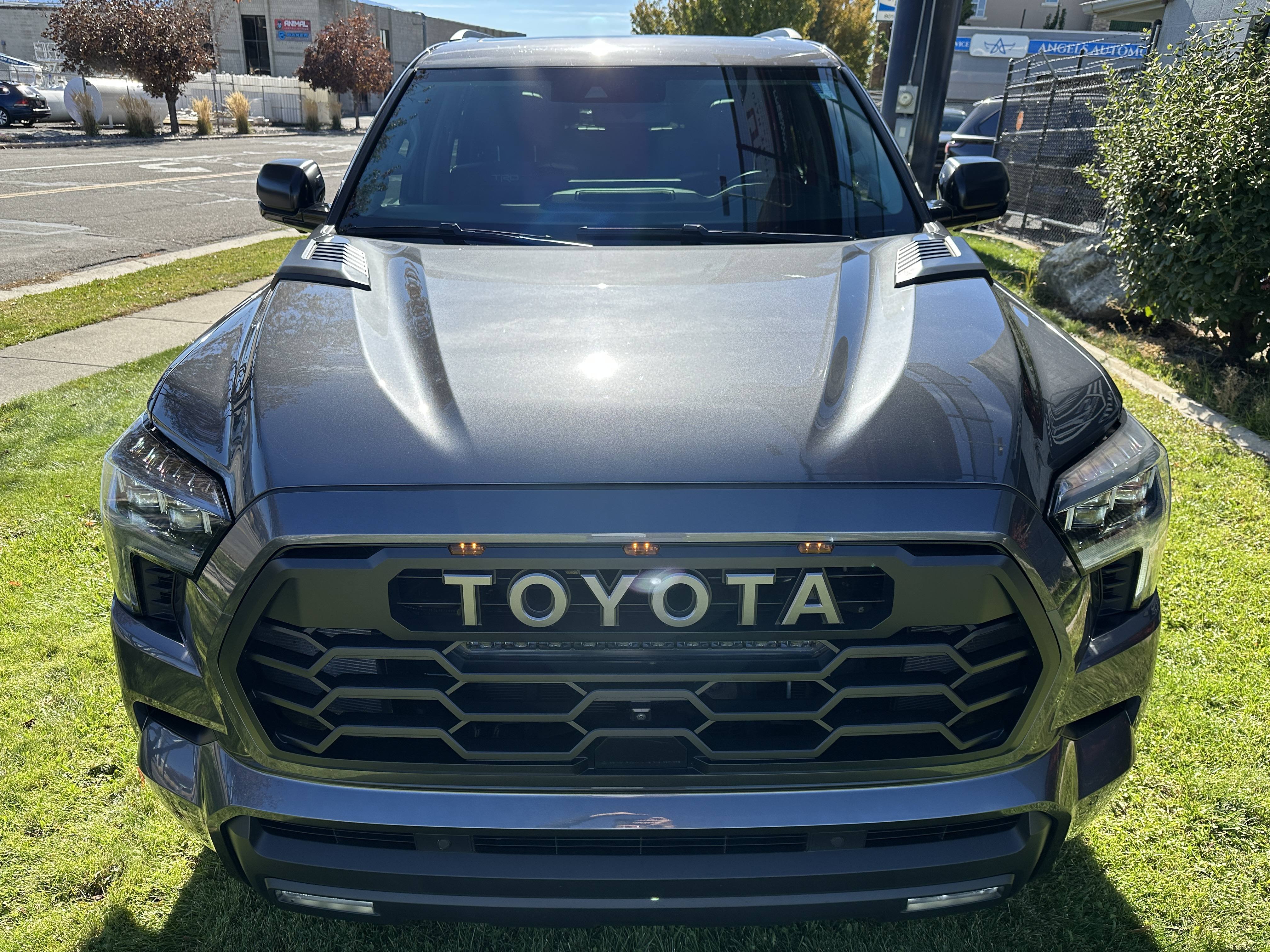 2023 Toyota Sequoia TRD Pro - Photo 14