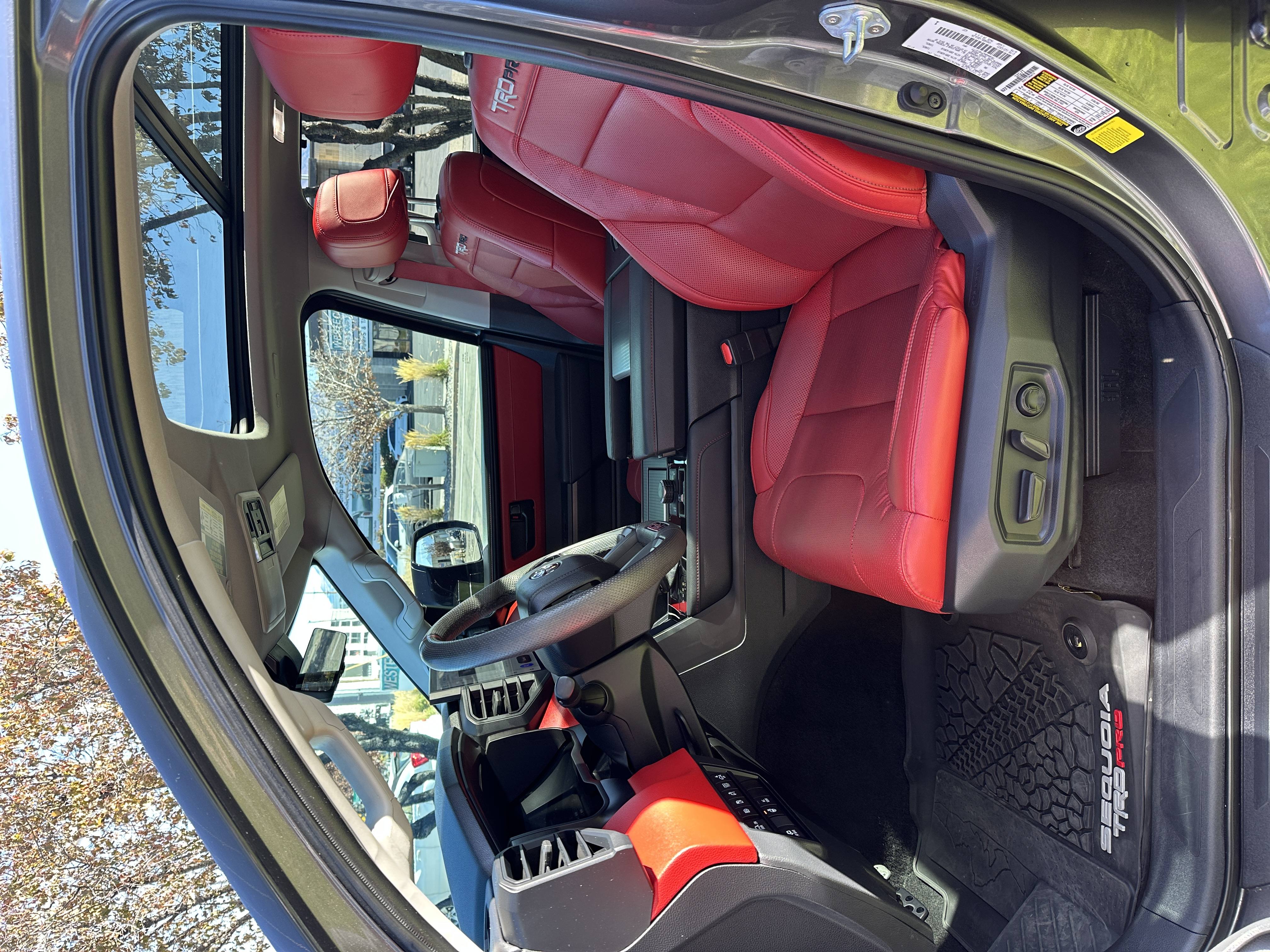 2023 Toyota Sequoia TRD Pro - Photo 20