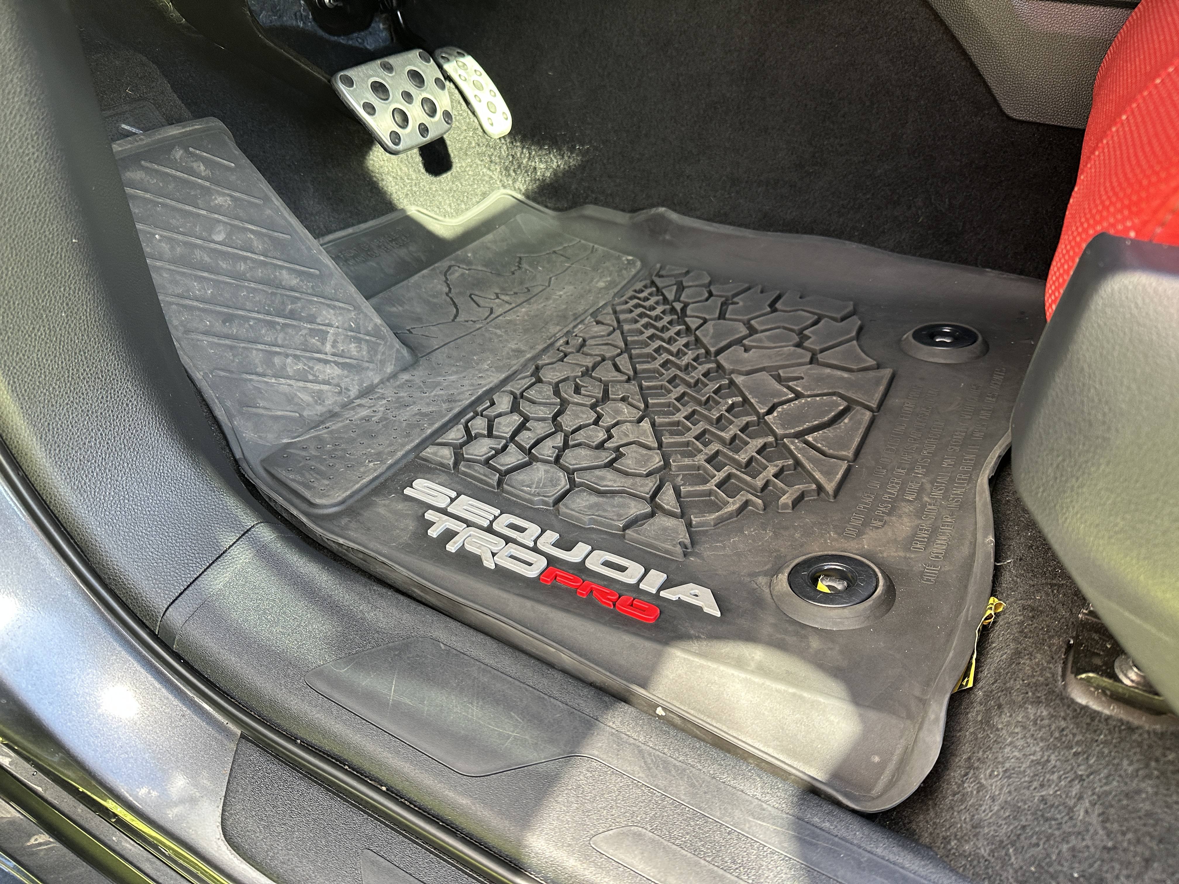 2023 Toyota Sequoia TRD Pro - Photo 23