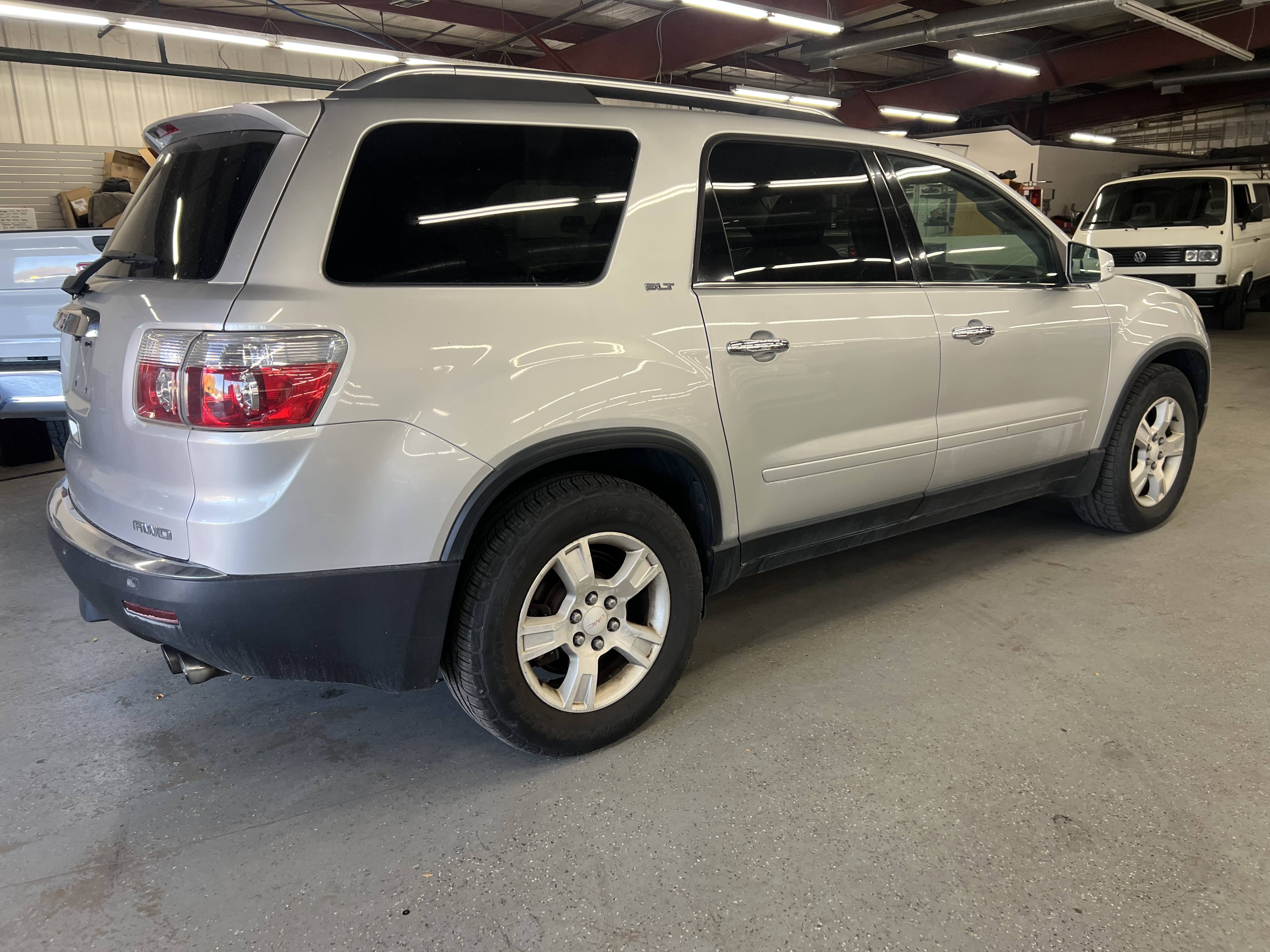 2009 GMC Acadia SLT1 - Photo 6