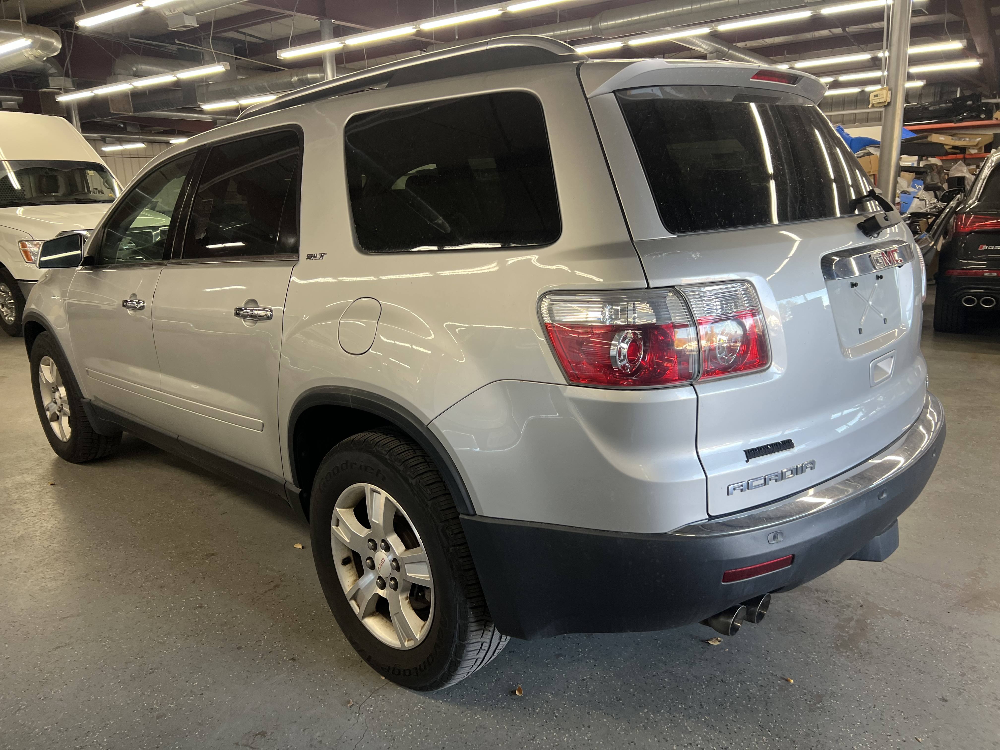 2009 GMC Acadia SLT1 - Photo 8