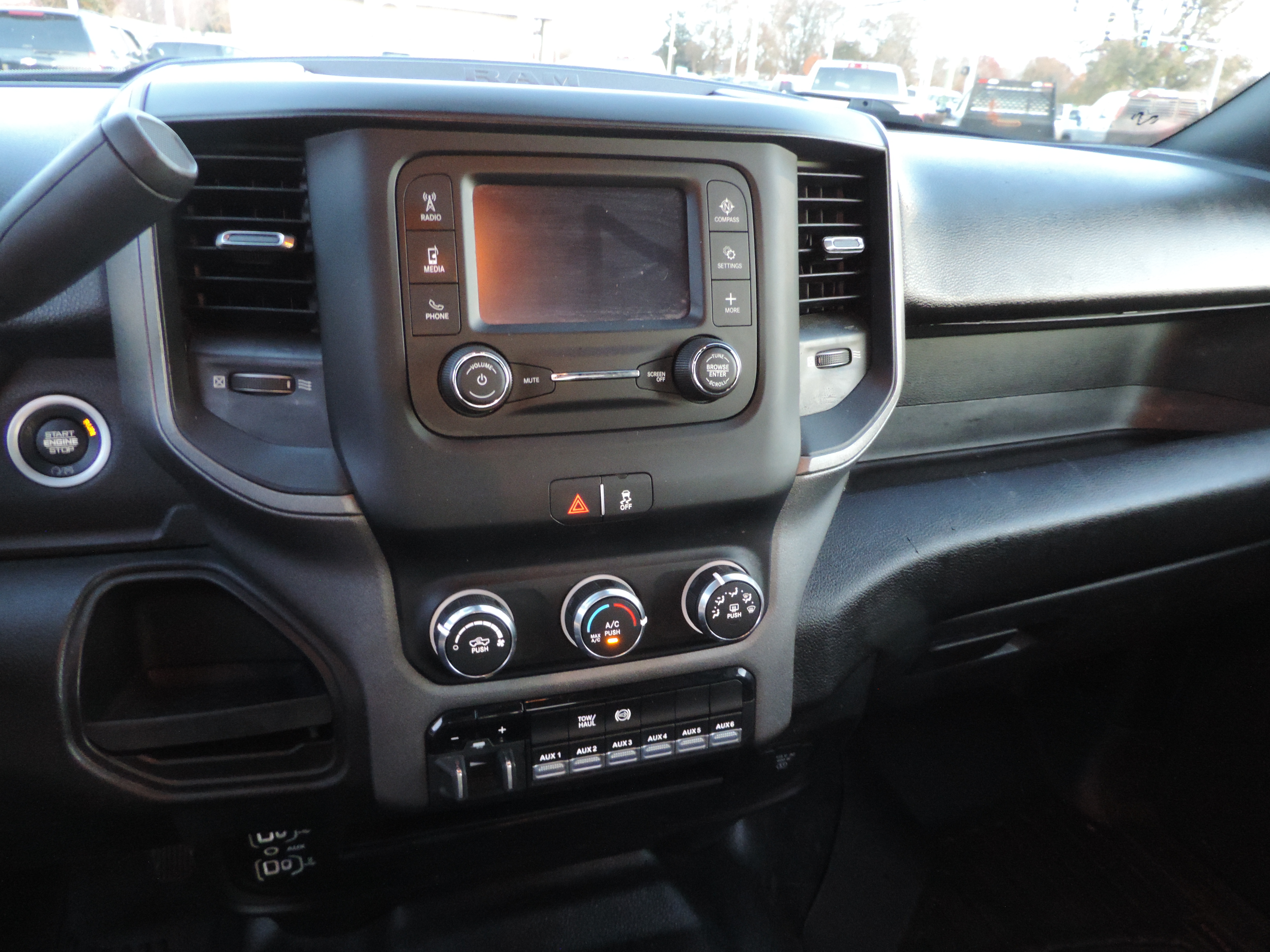 2023 RAM Ram 3500 Chassis Cab Tradesman - Photo 10