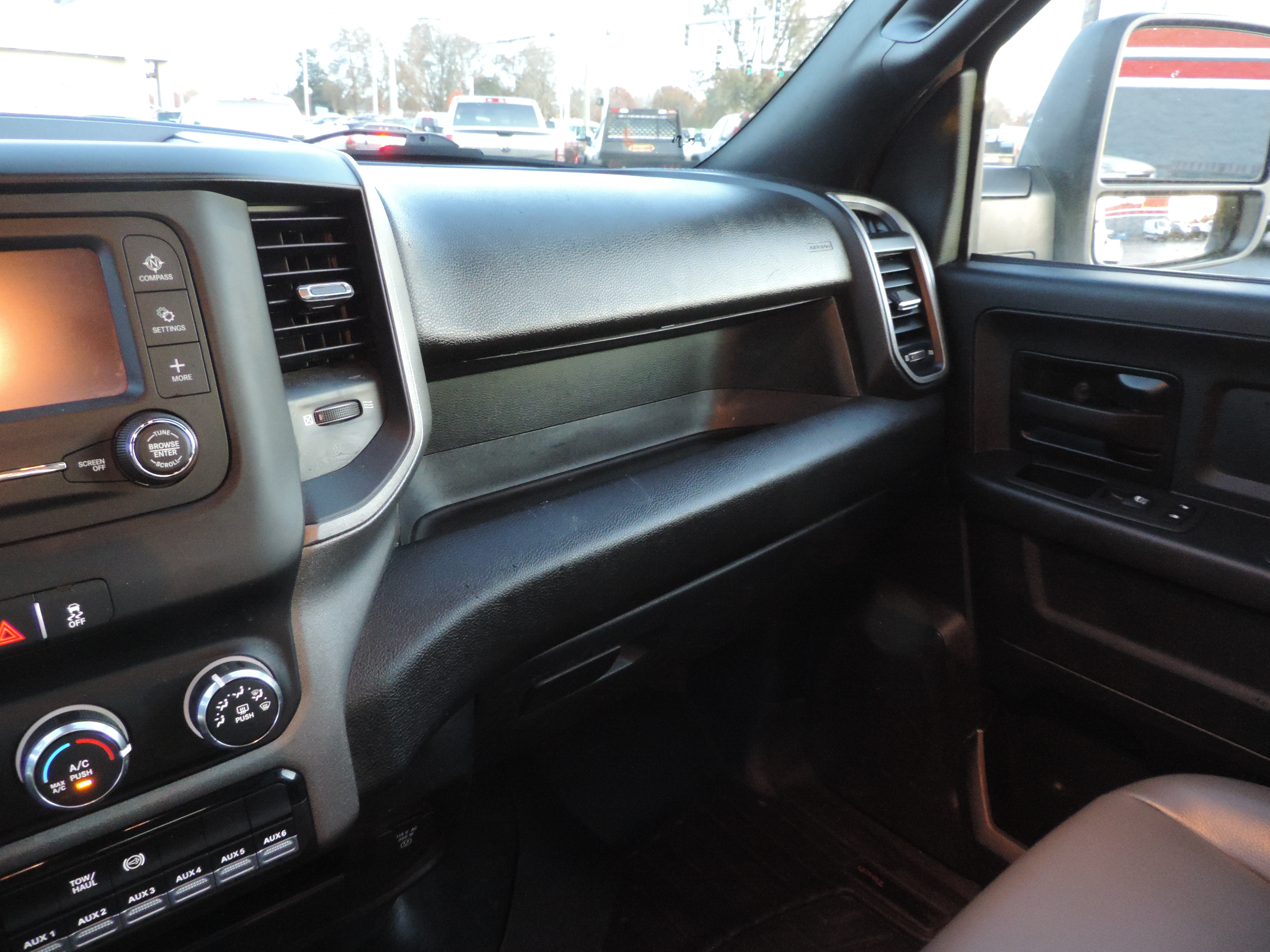 2023 RAM Ram 3500 Chassis Cab Tradesman - Photo 11