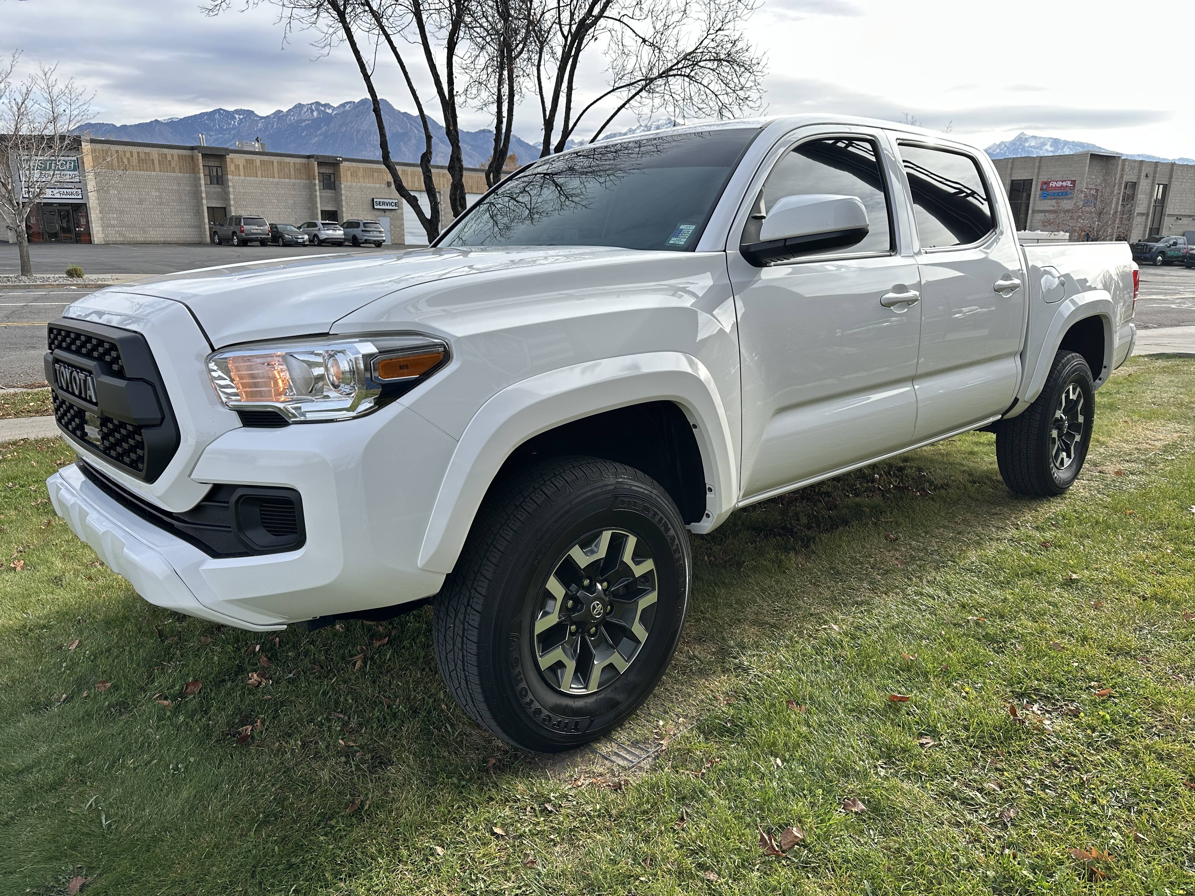 2022 Toyota Tacoma SR - Photo 13