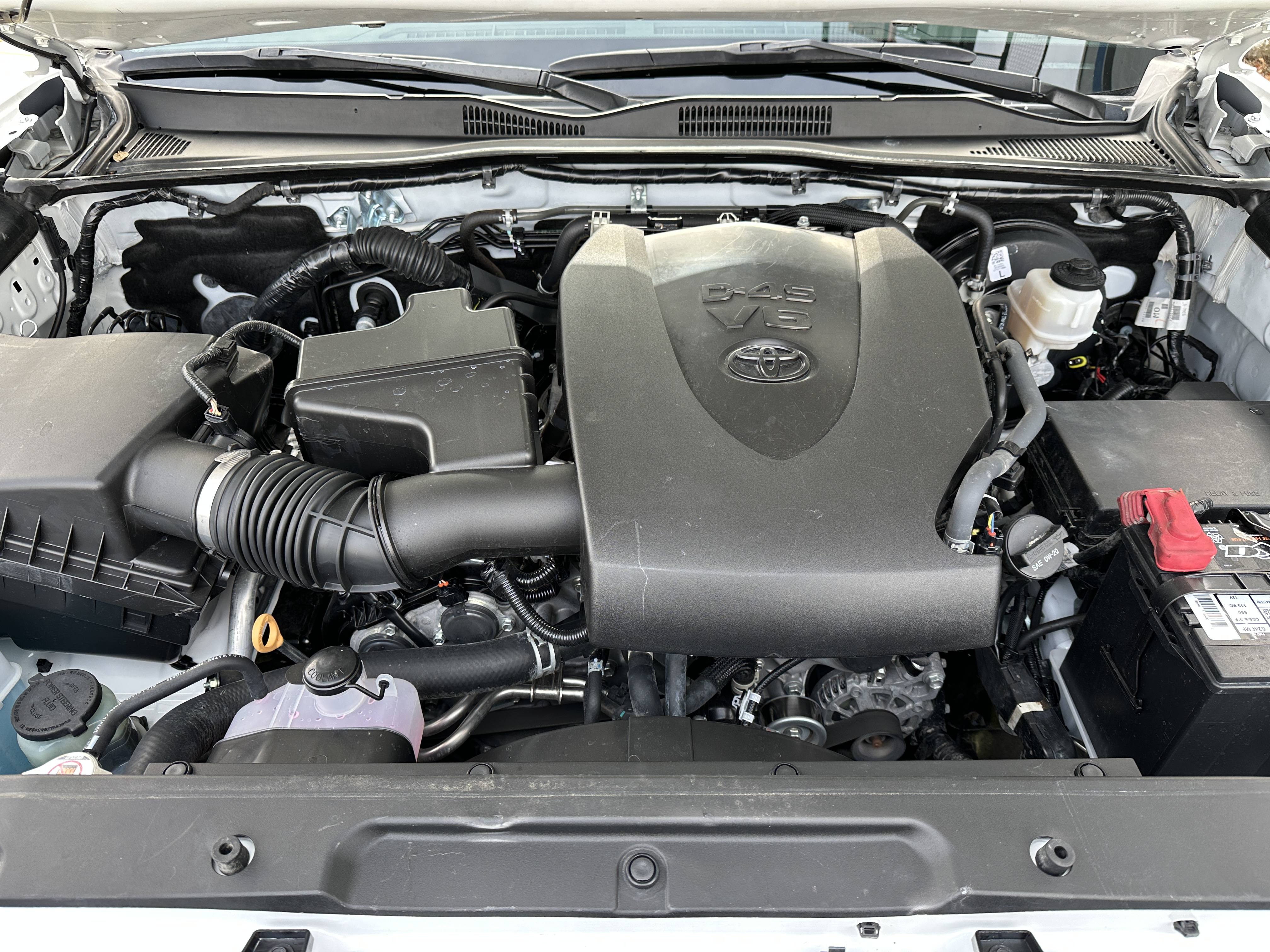 2022 Toyota Tacoma SR - Photo 16