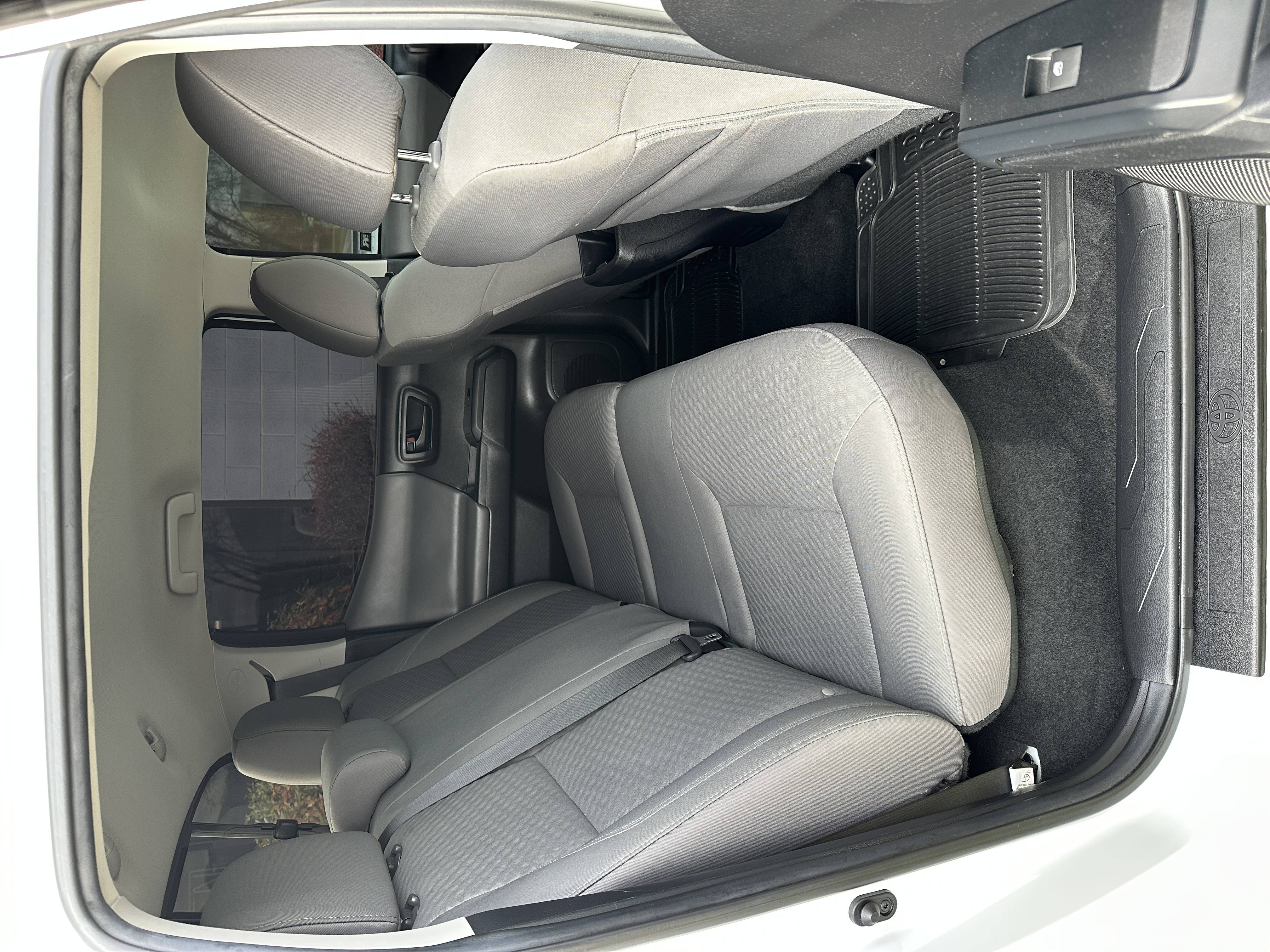2022 Toyota Tacoma SR - Photo 23