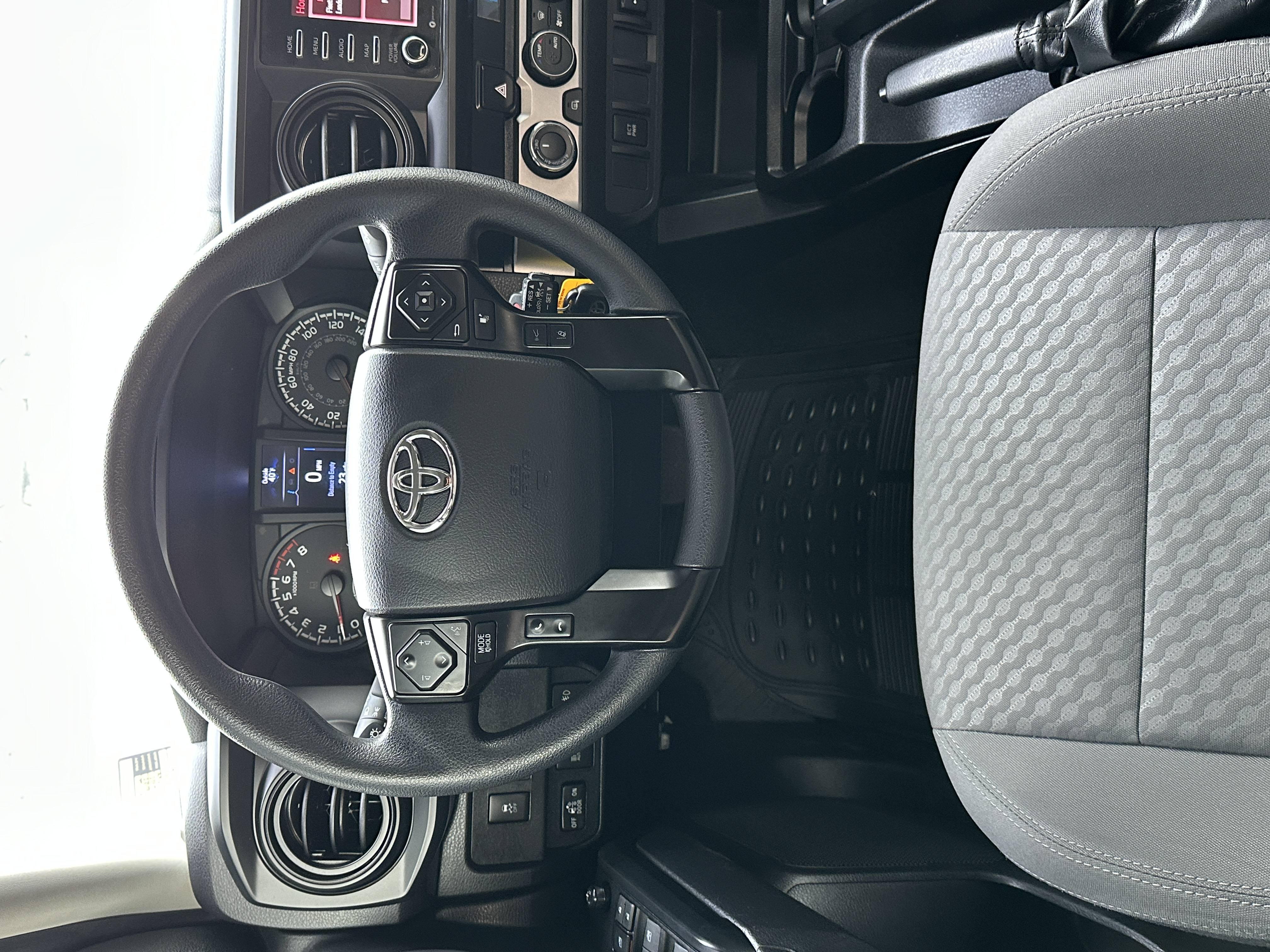 2022 Toyota Tacoma SR - Photo 32