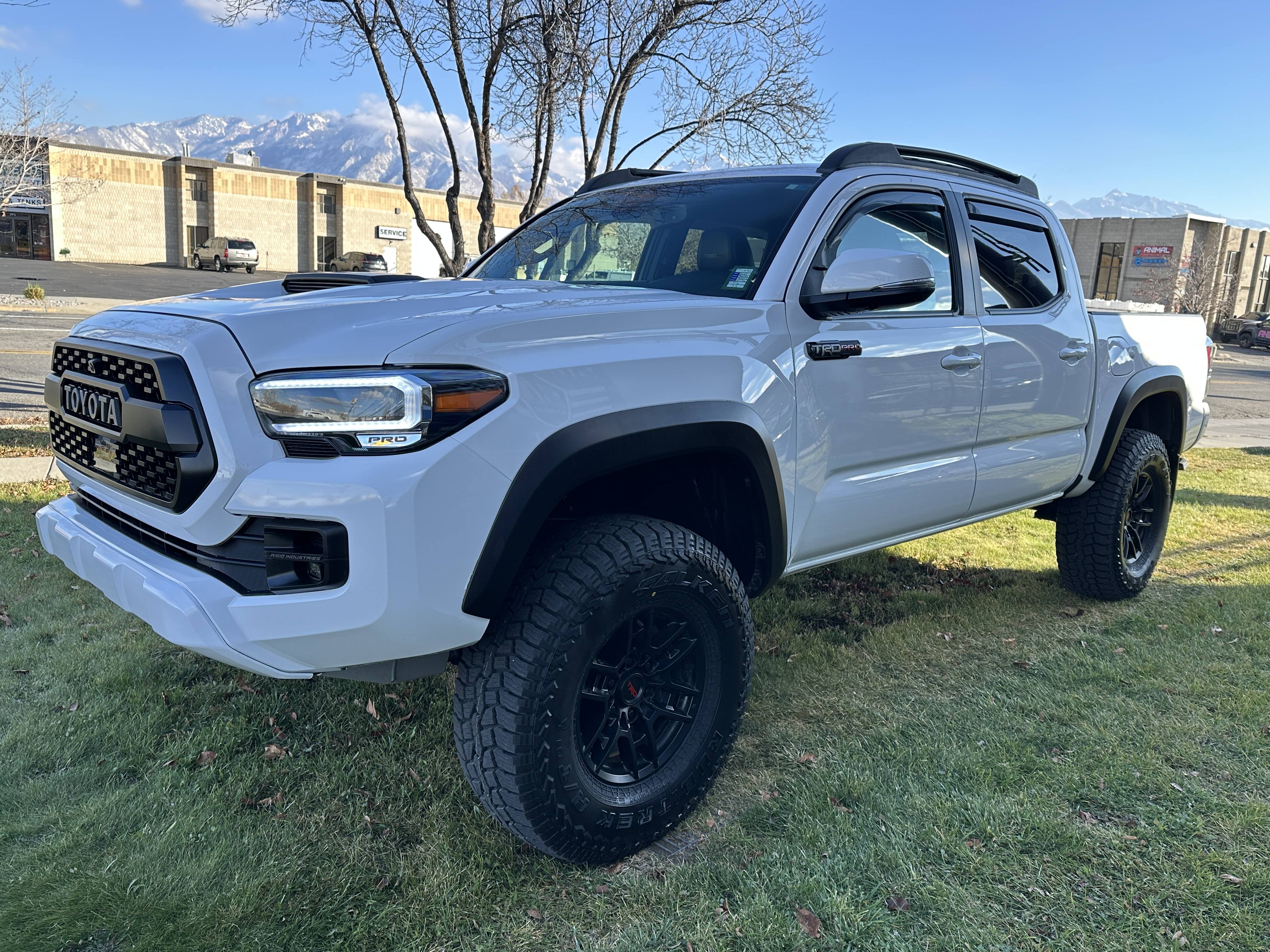 2021 Toyota Tacoma TRD Pro - Photo 13