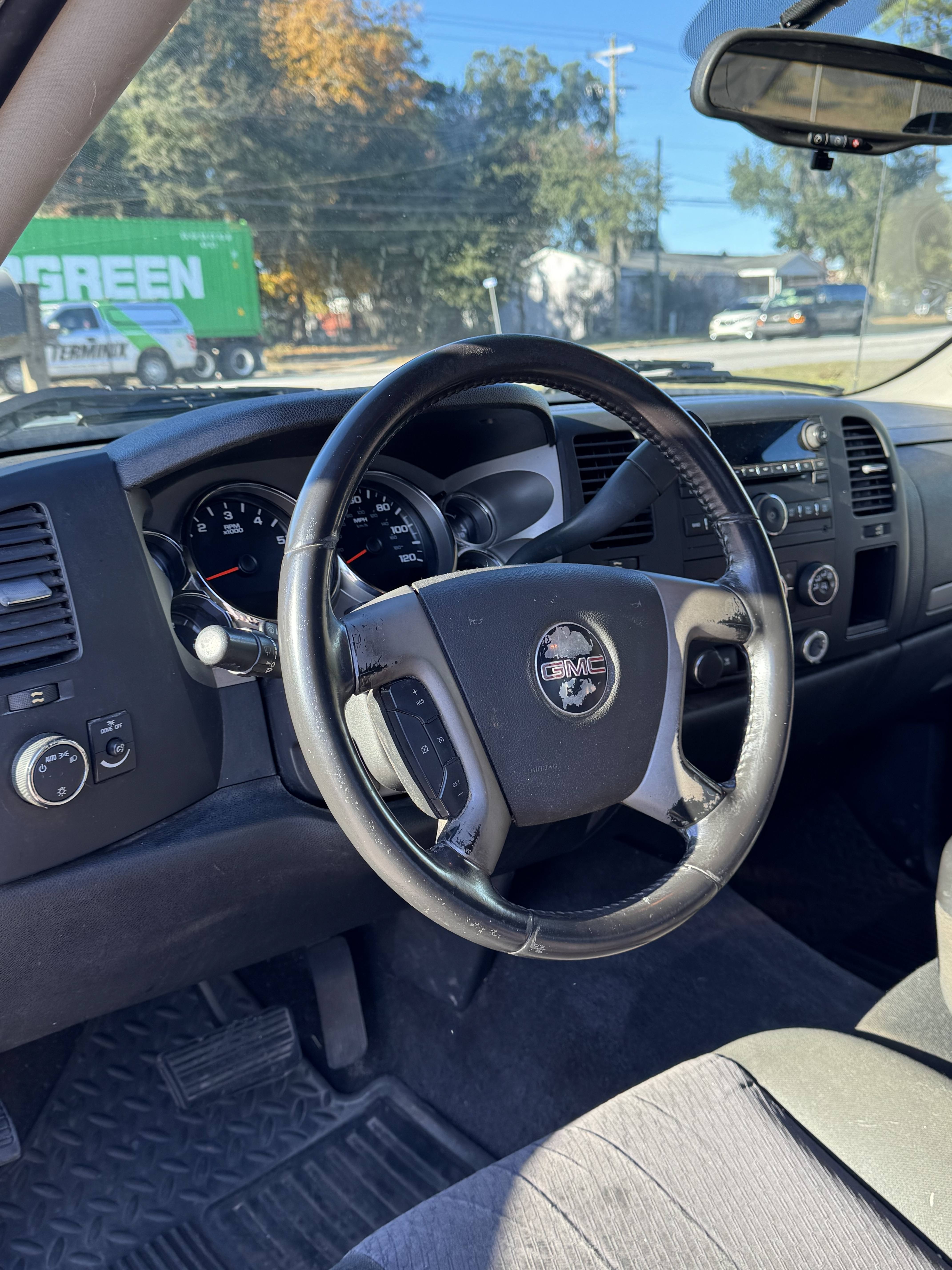 2011 GMC Sierra 1500 SLE - Photo 11