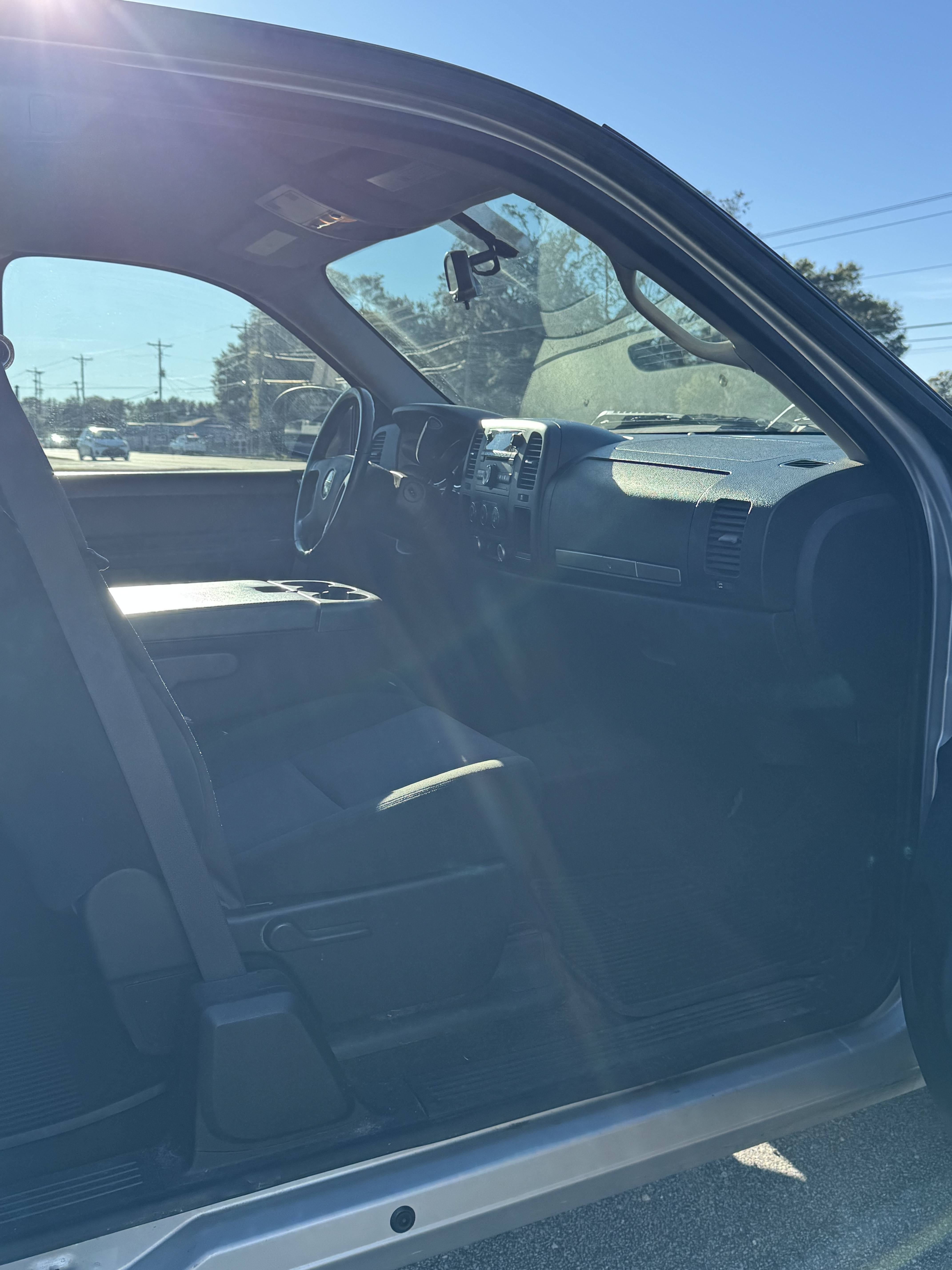 2011 GMC Sierra 1500 SLE - Photo 17