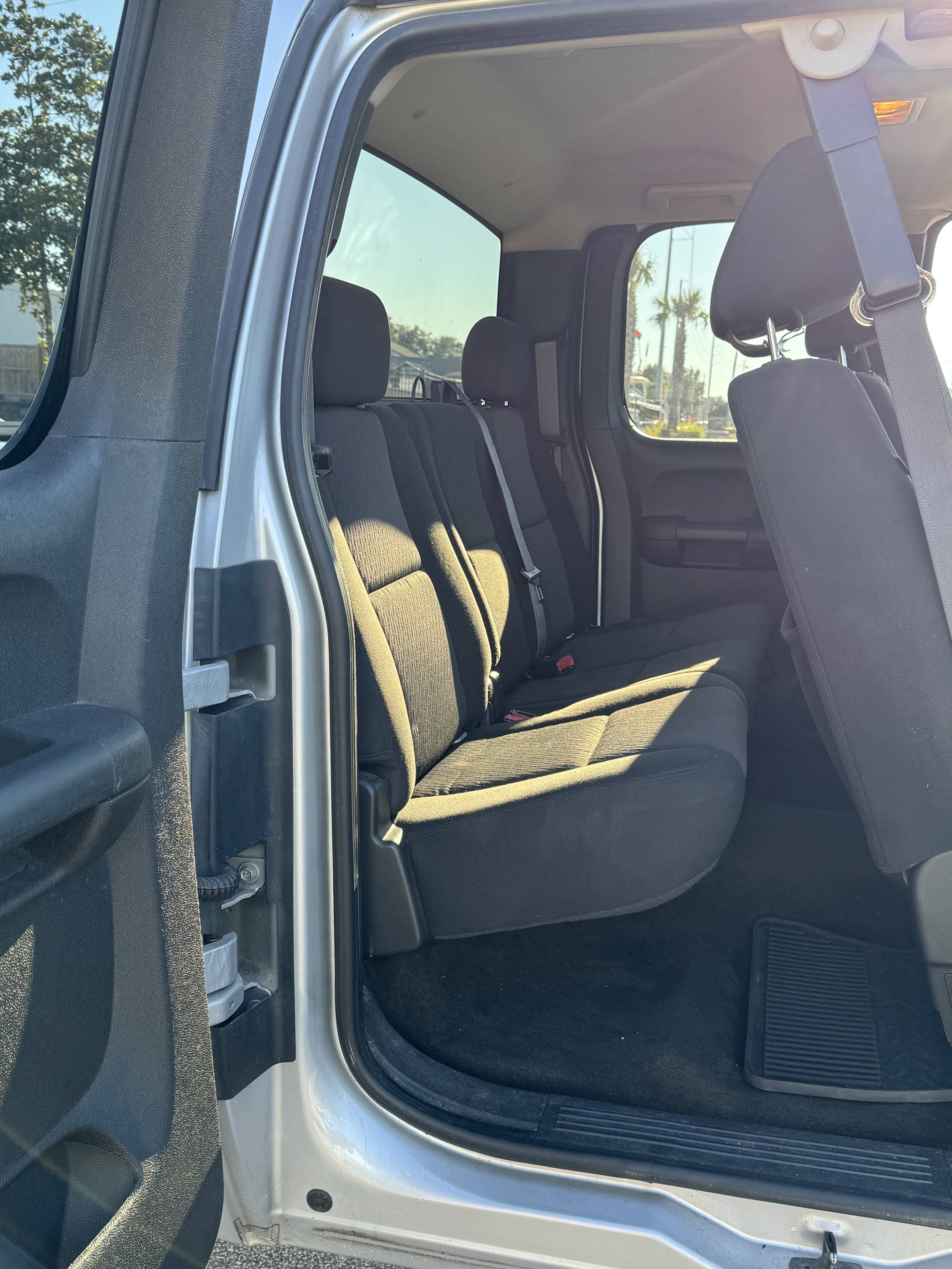 2011 GMC Sierra 1500 SLE - Photo 18