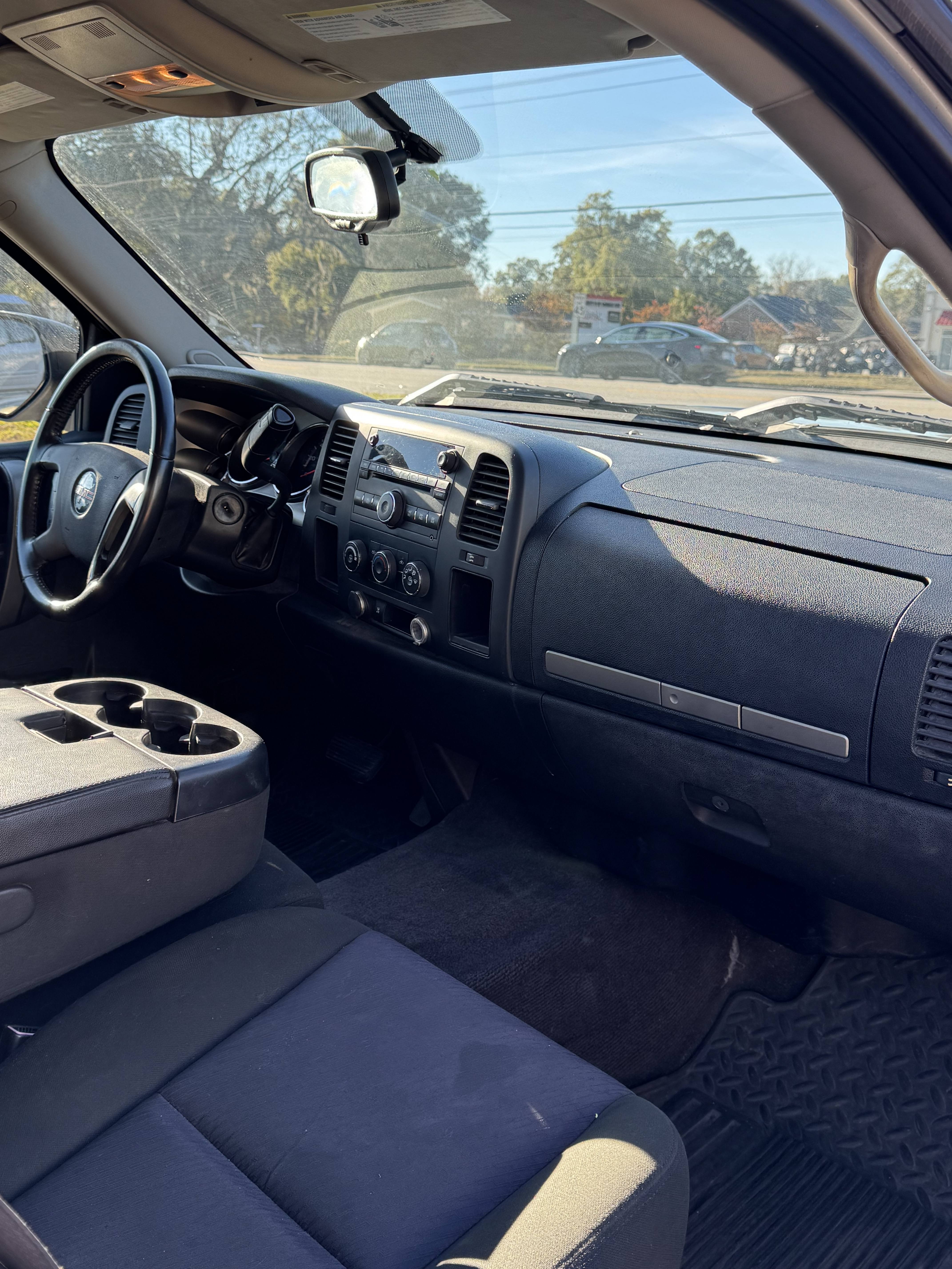2011 GMC Sierra 1500 SLE - Photo 19