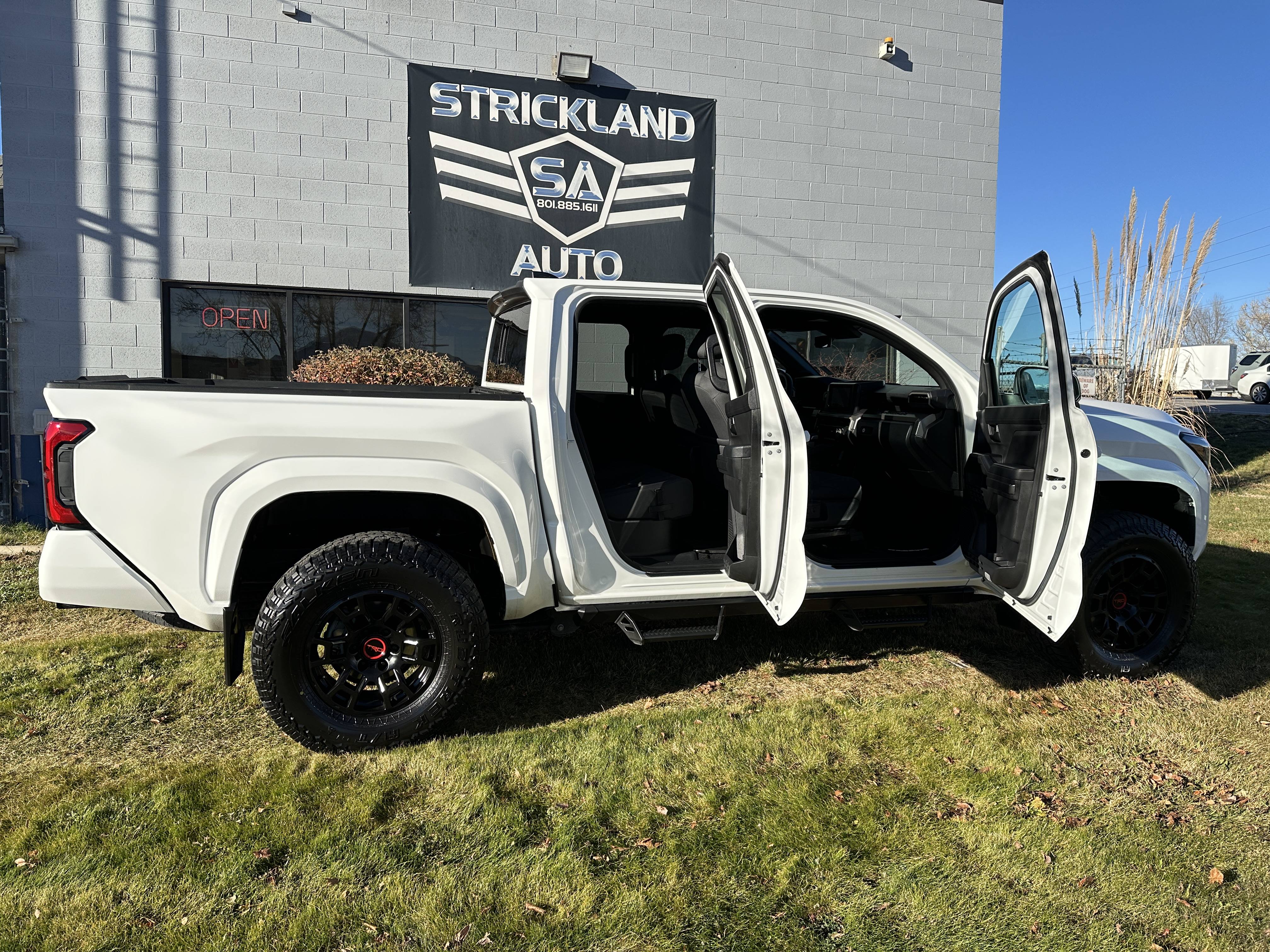 2024 Toyota Tacoma SR5 - Photo 27