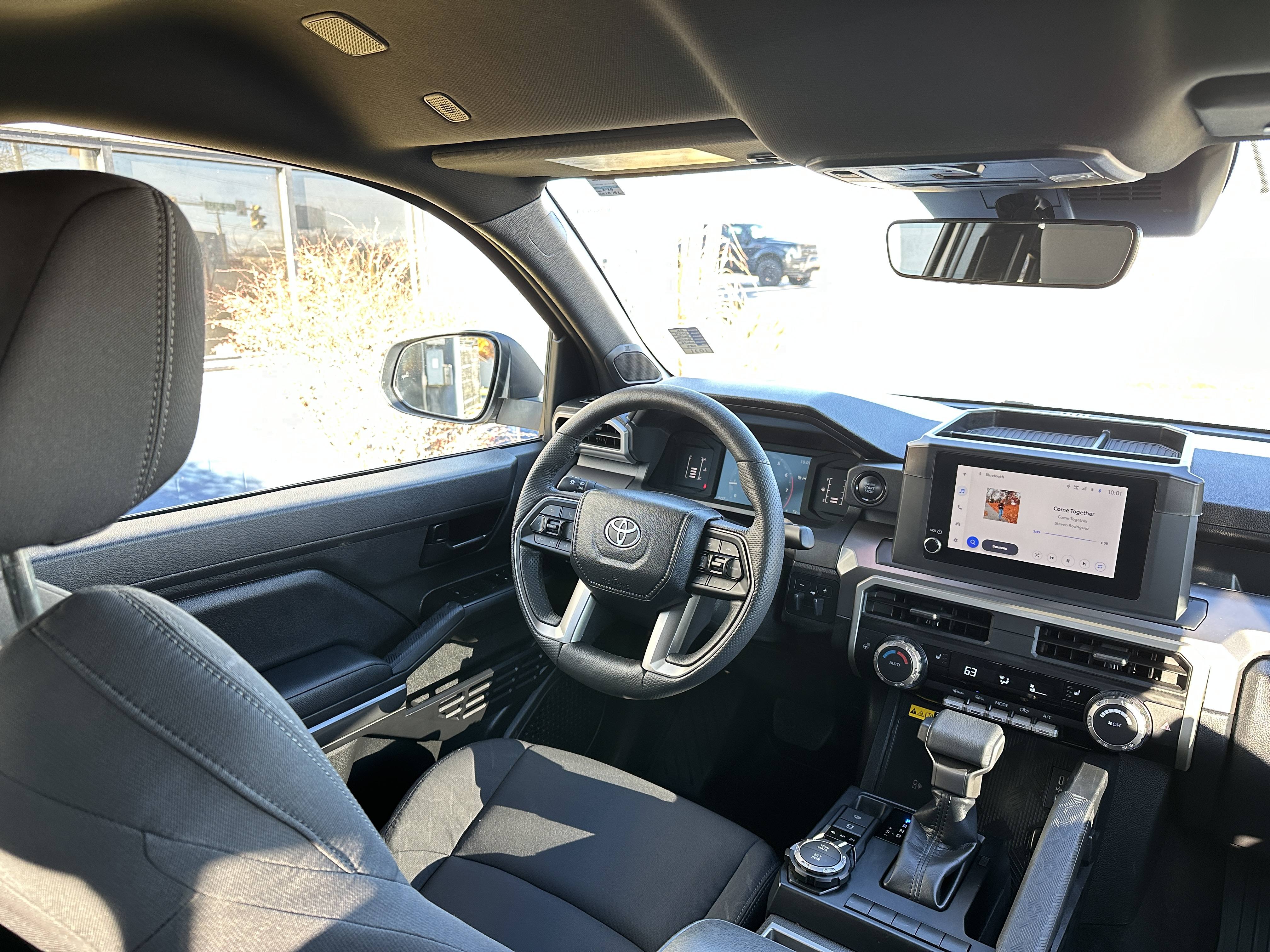 2024 Toyota Tacoma SR5 - Photo 28