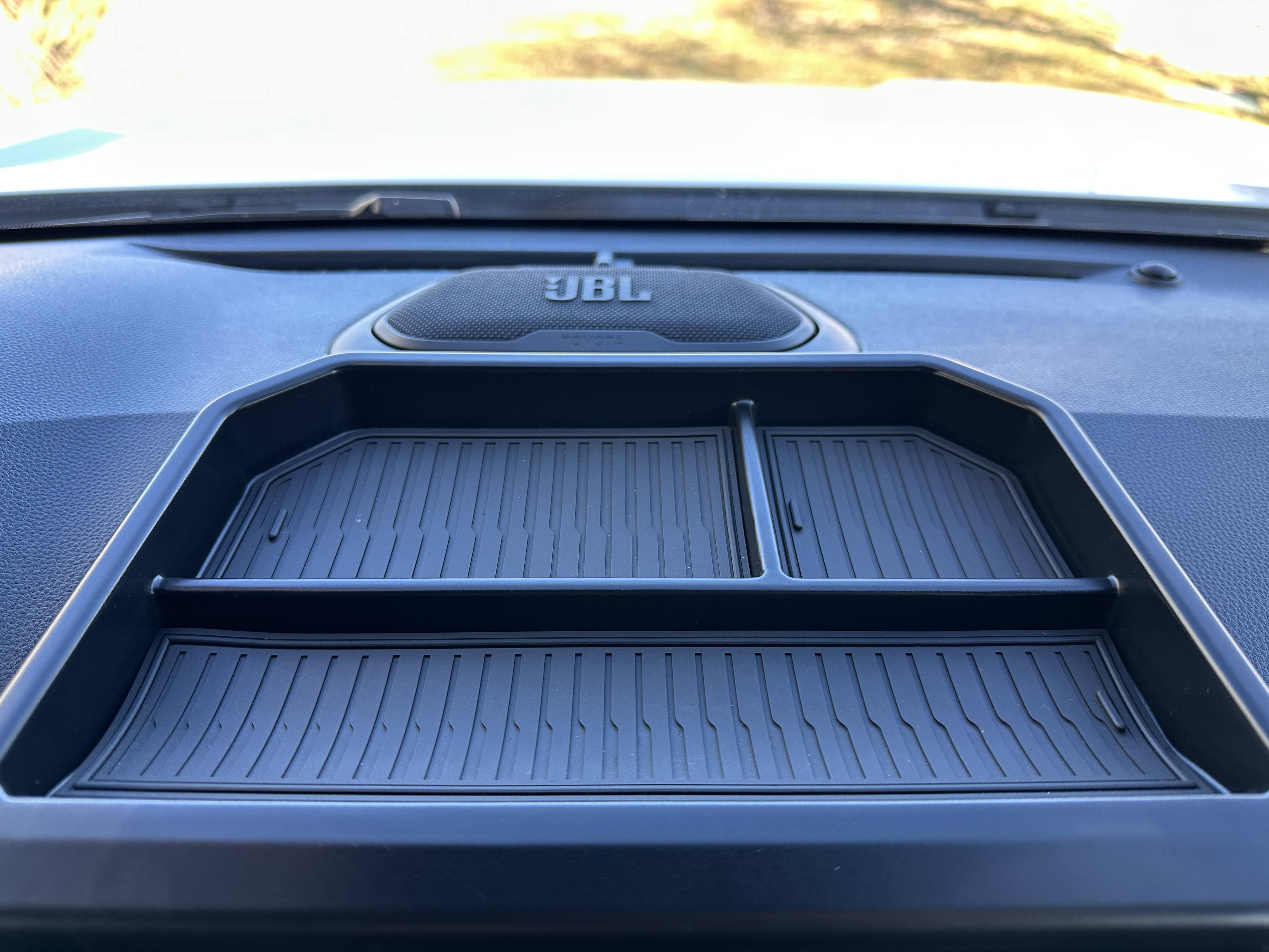 2024 Toyota Tacoma SR5 - Photo 32