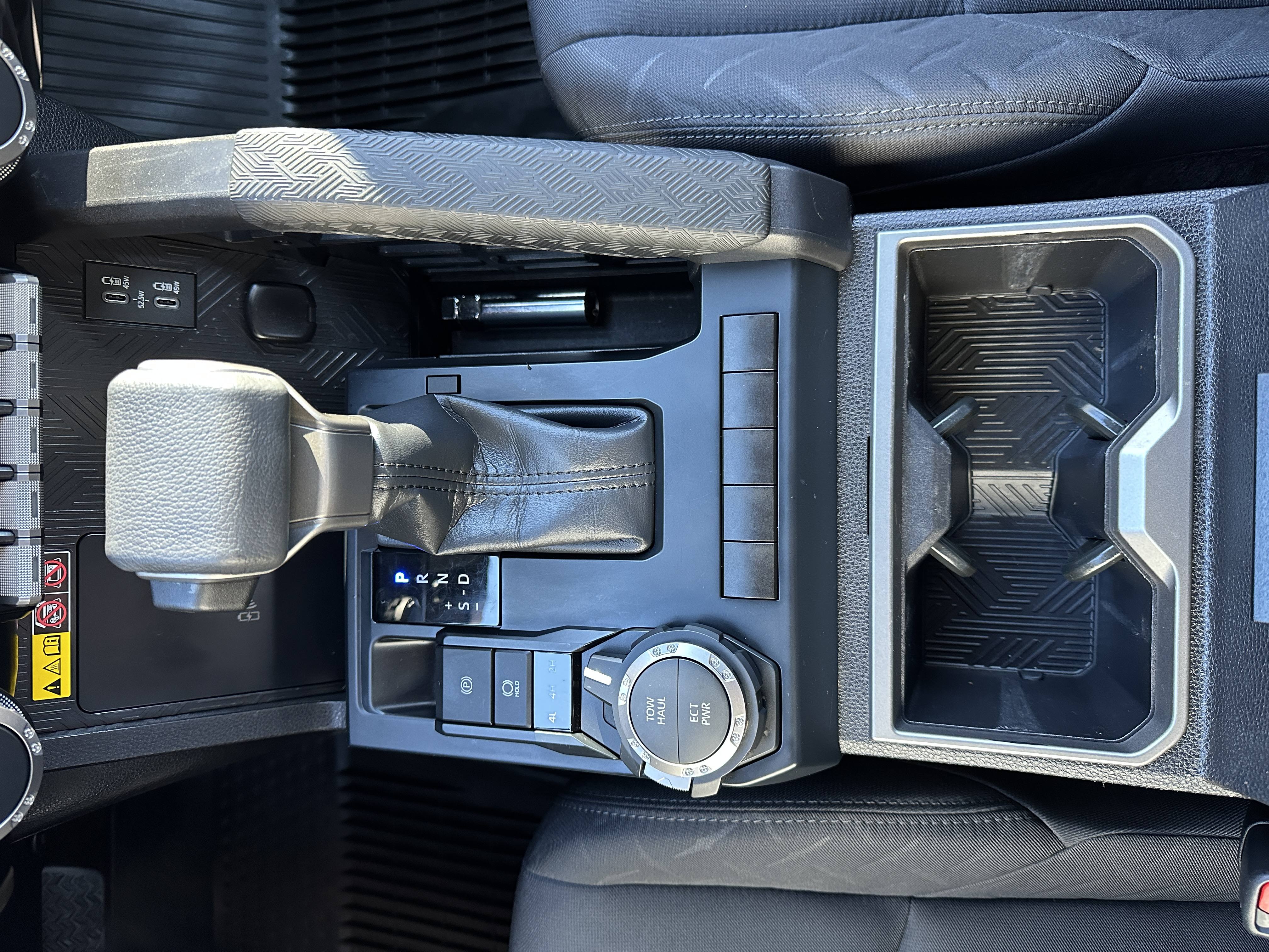 2024 Toyota Tacoma SR5 - Photo 37