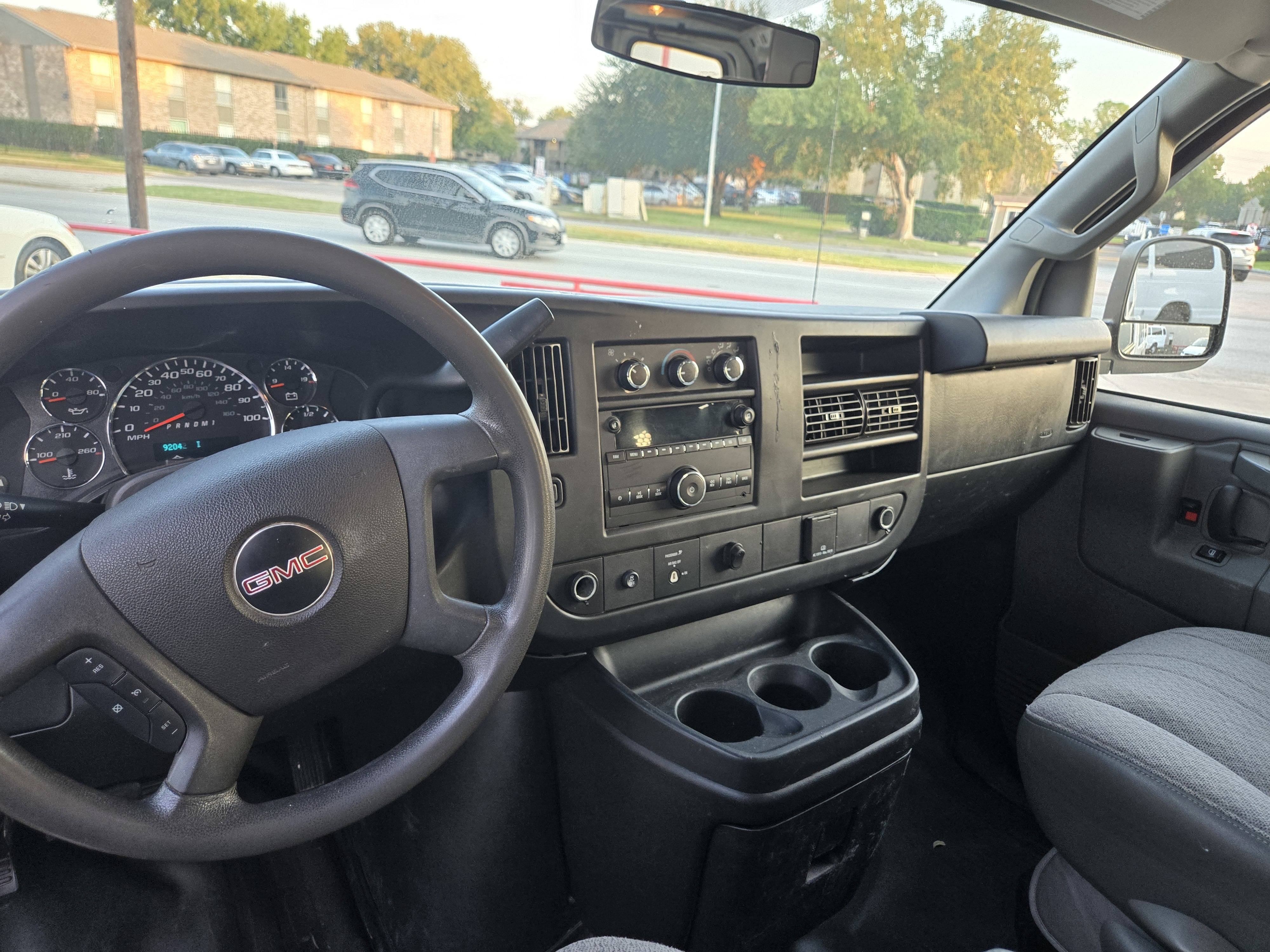 2017 GMC Savana Cargo Work Van - Photo 11