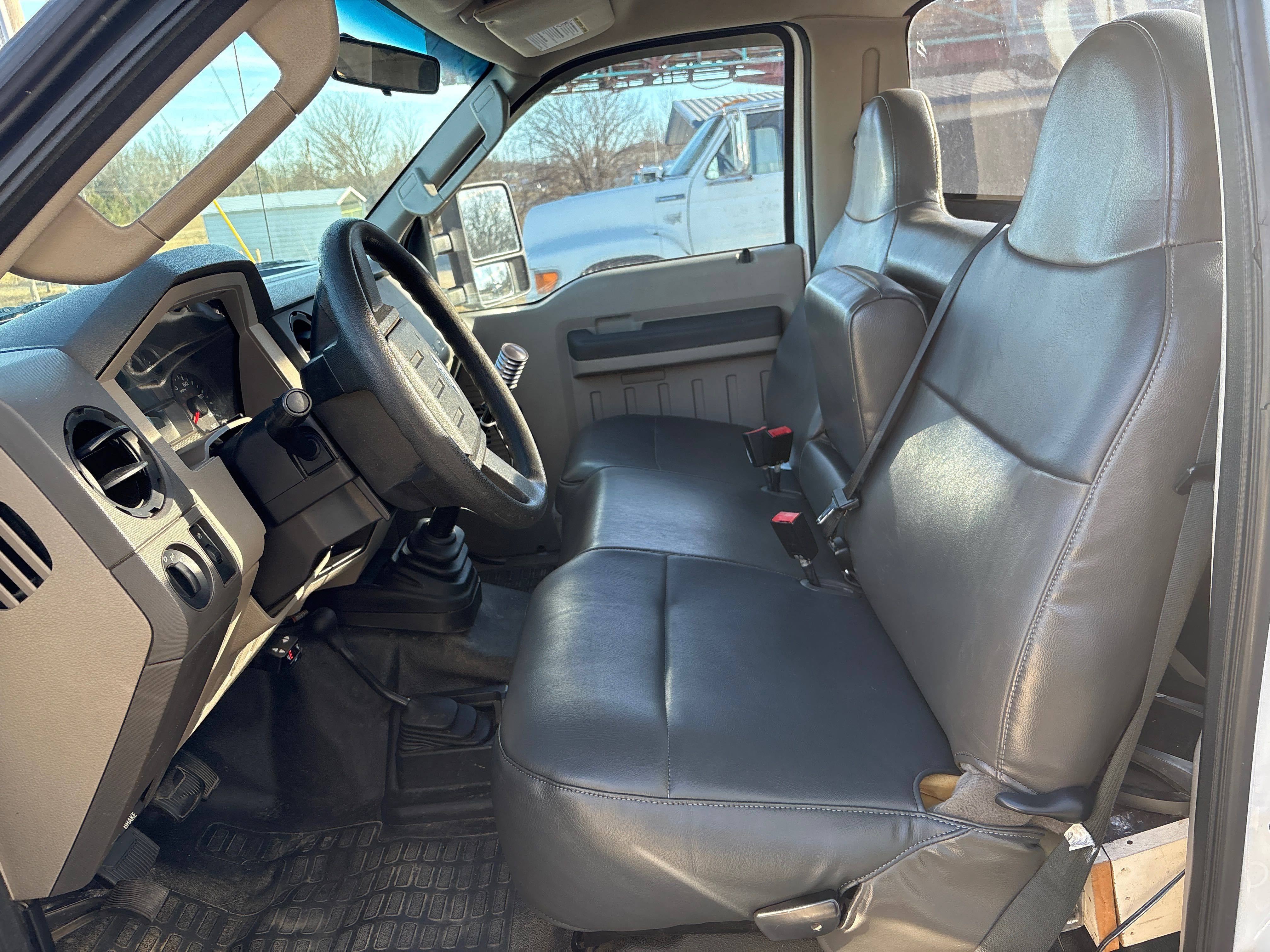 2010 Ford F-250 Super Duty XL - Photo 6