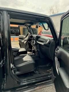 2015 Jeep Wrangler Unlimited Sahara - Photo 10