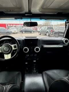 2015 Jeep Wrangler Unlimited Sahara - Photo 13