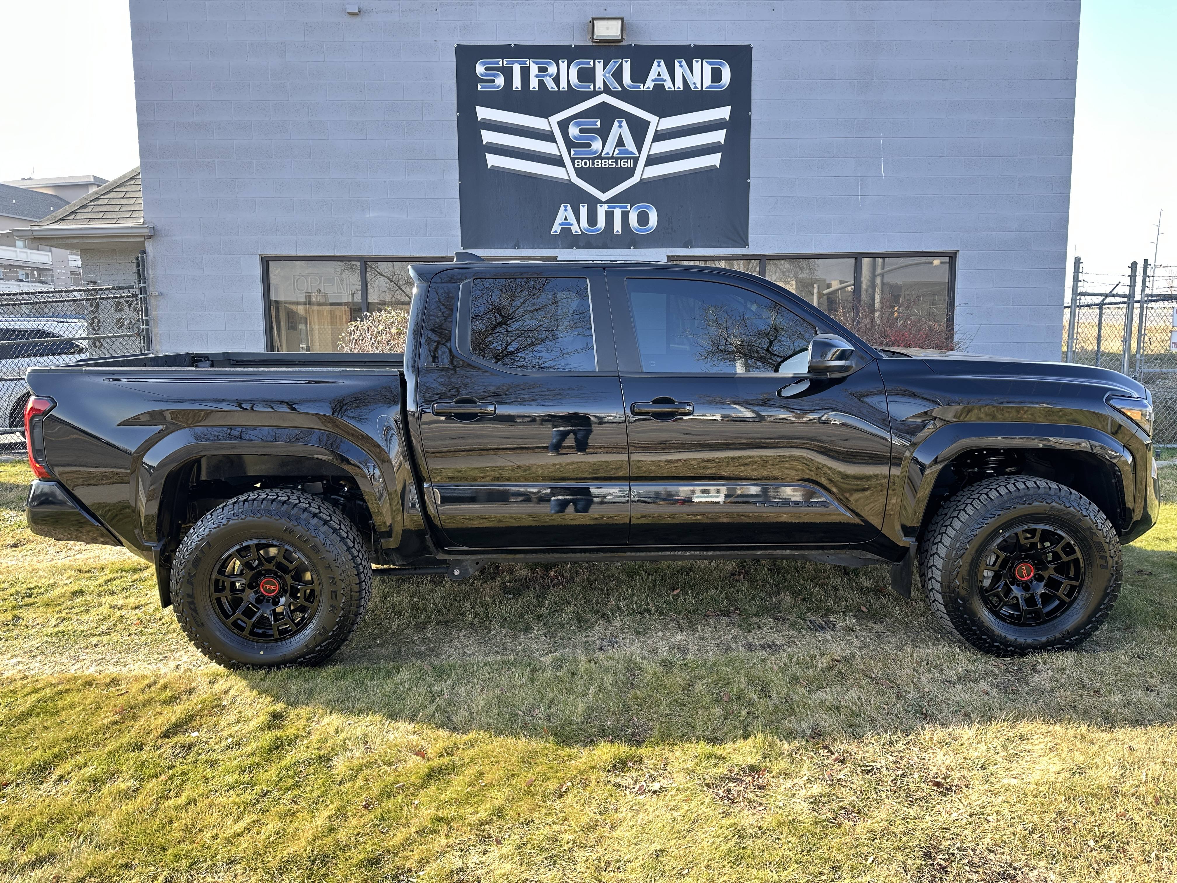 2024 Toyota Tacoma SR5 - Photo 6