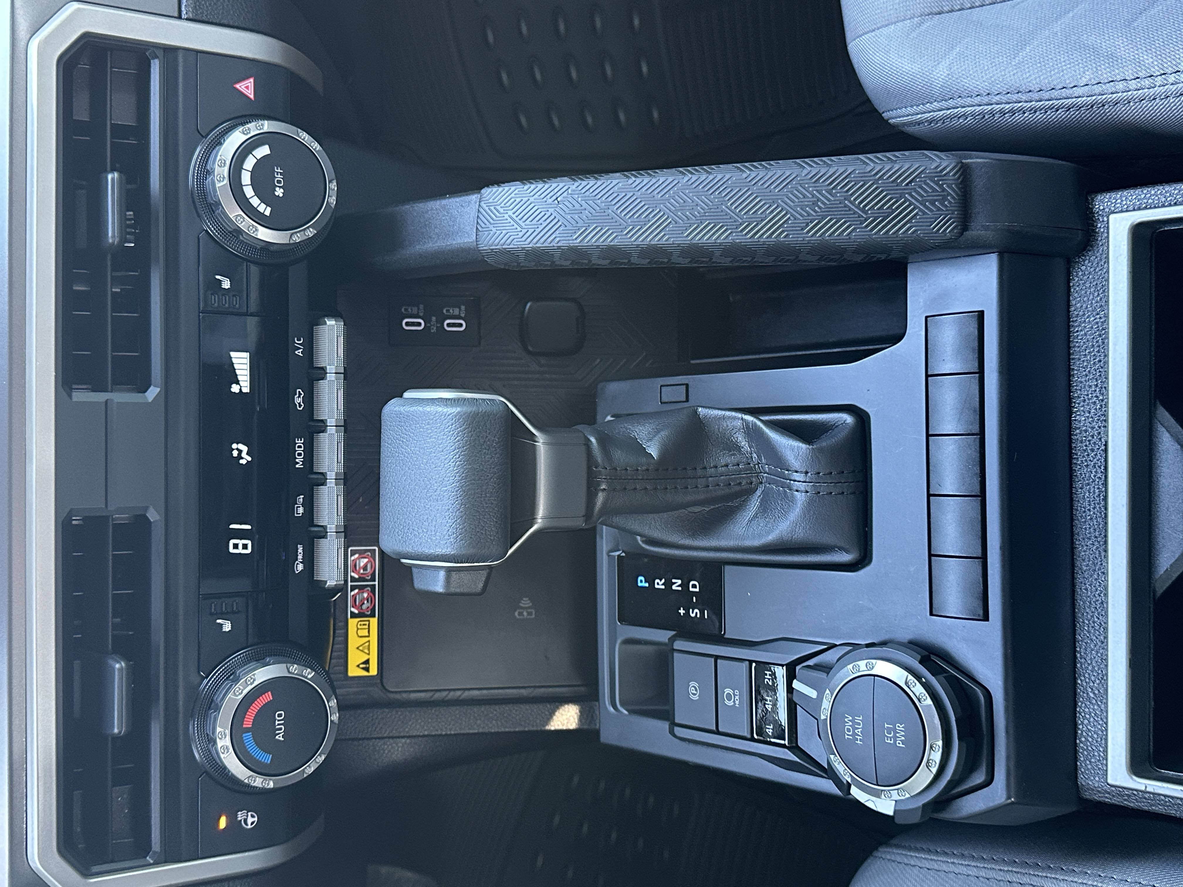 2024 Toyota Tacoma SR5 - Photo 31