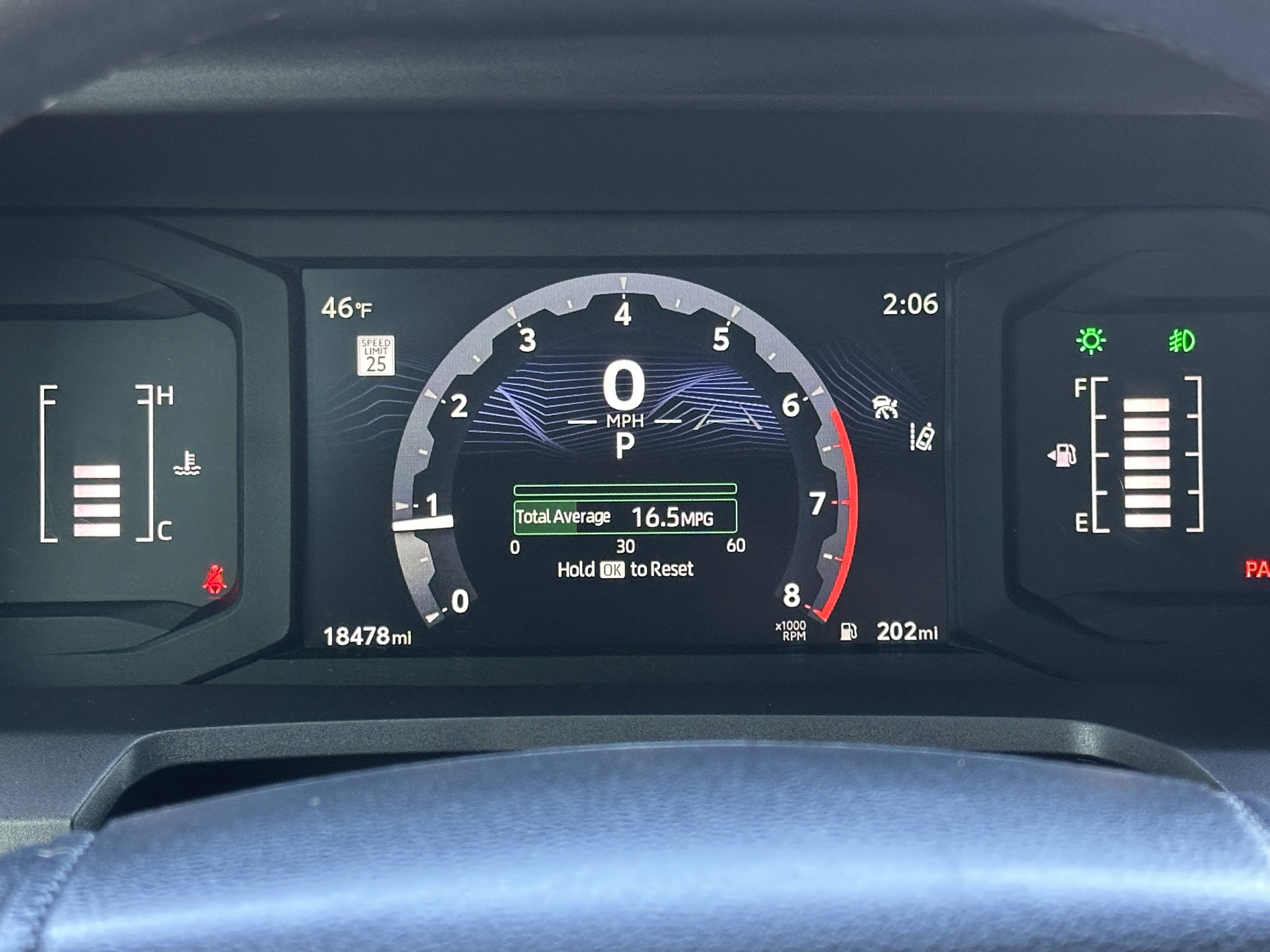 2024 Toyota Tacoma SR5 - Photo 38