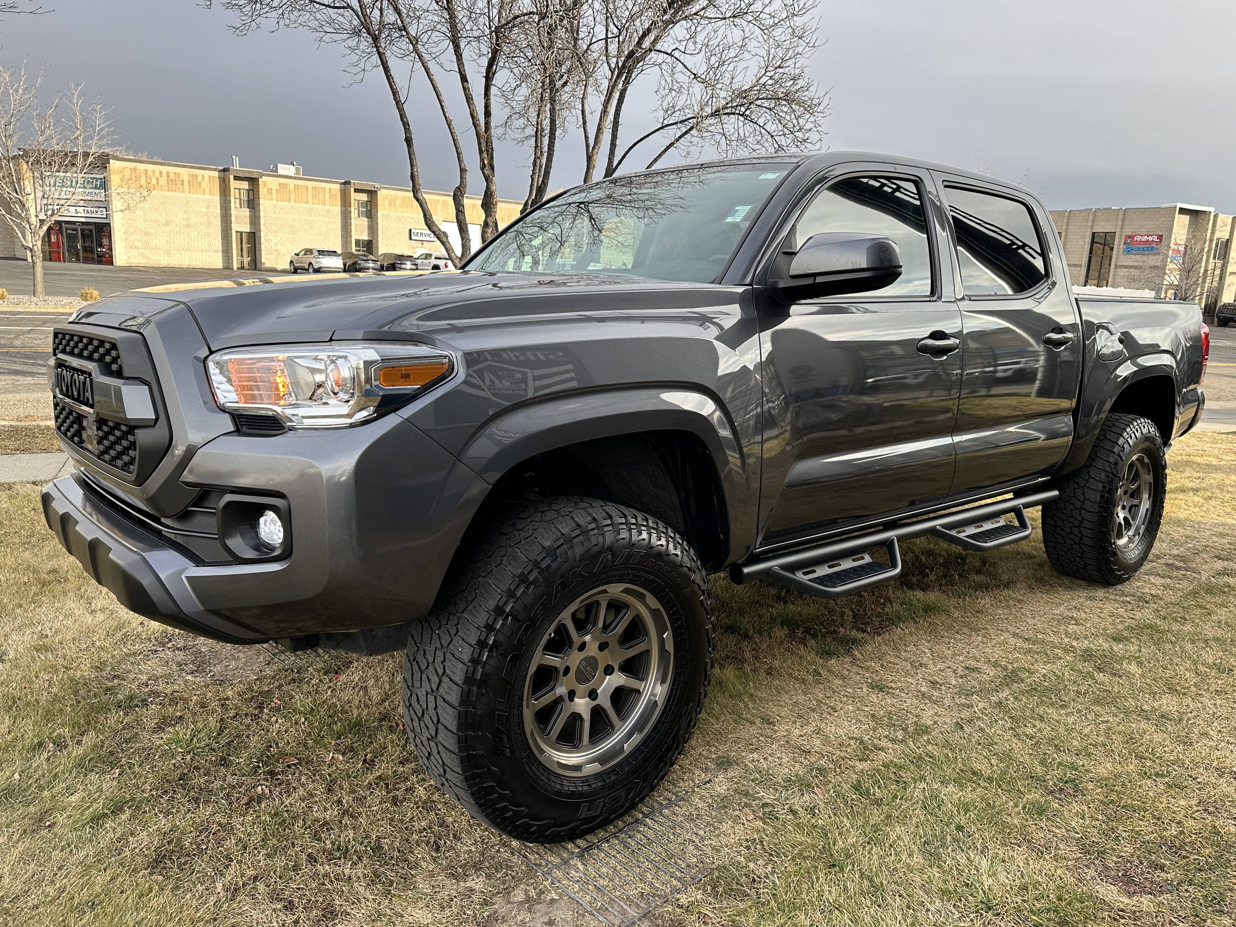 2023 Toyota Tacoma SR - Photo 15
