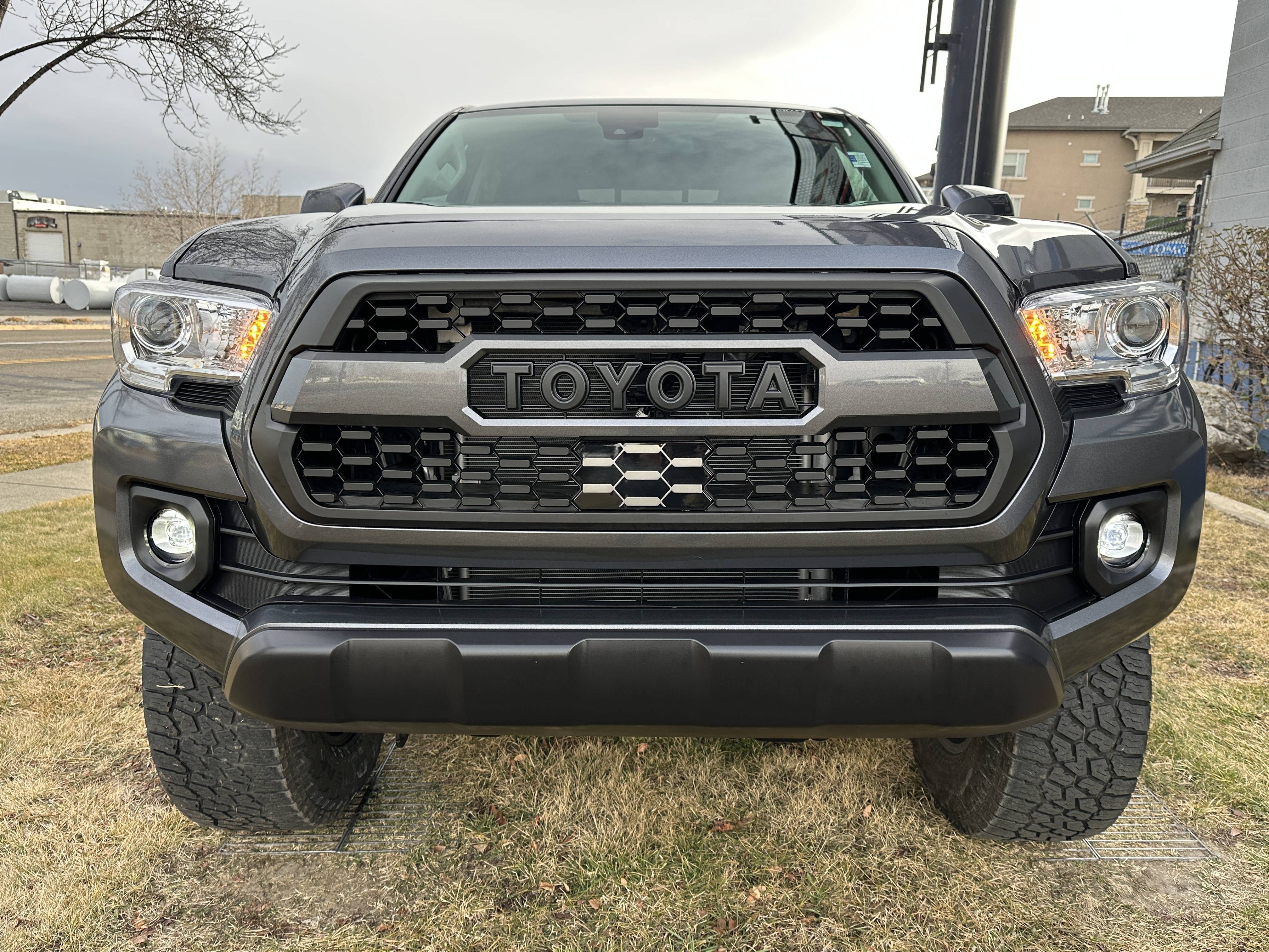2023 Toyota Tacoma SR - Photo 17