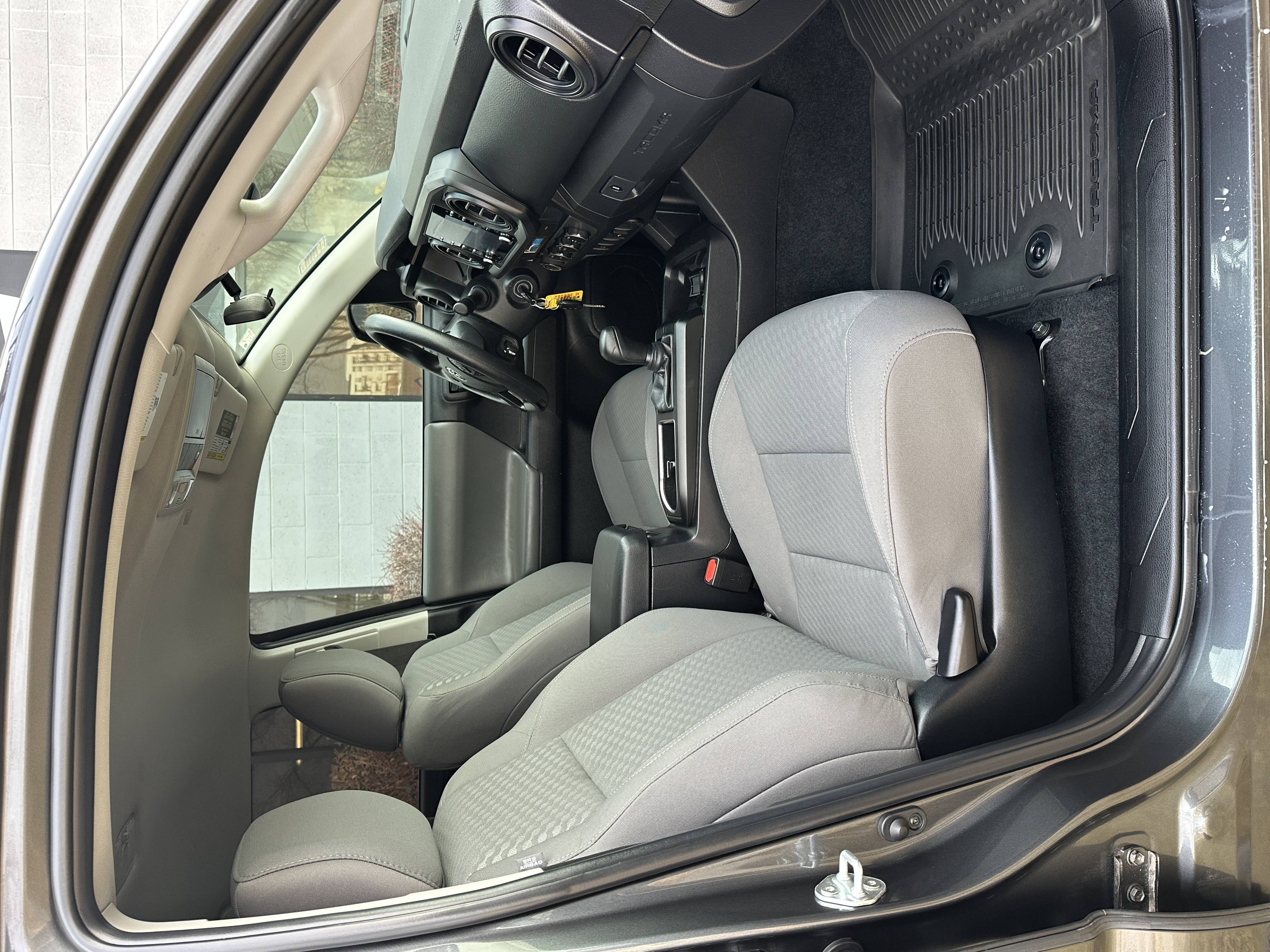 2023 Toyota Tacoma SR - Photo 23