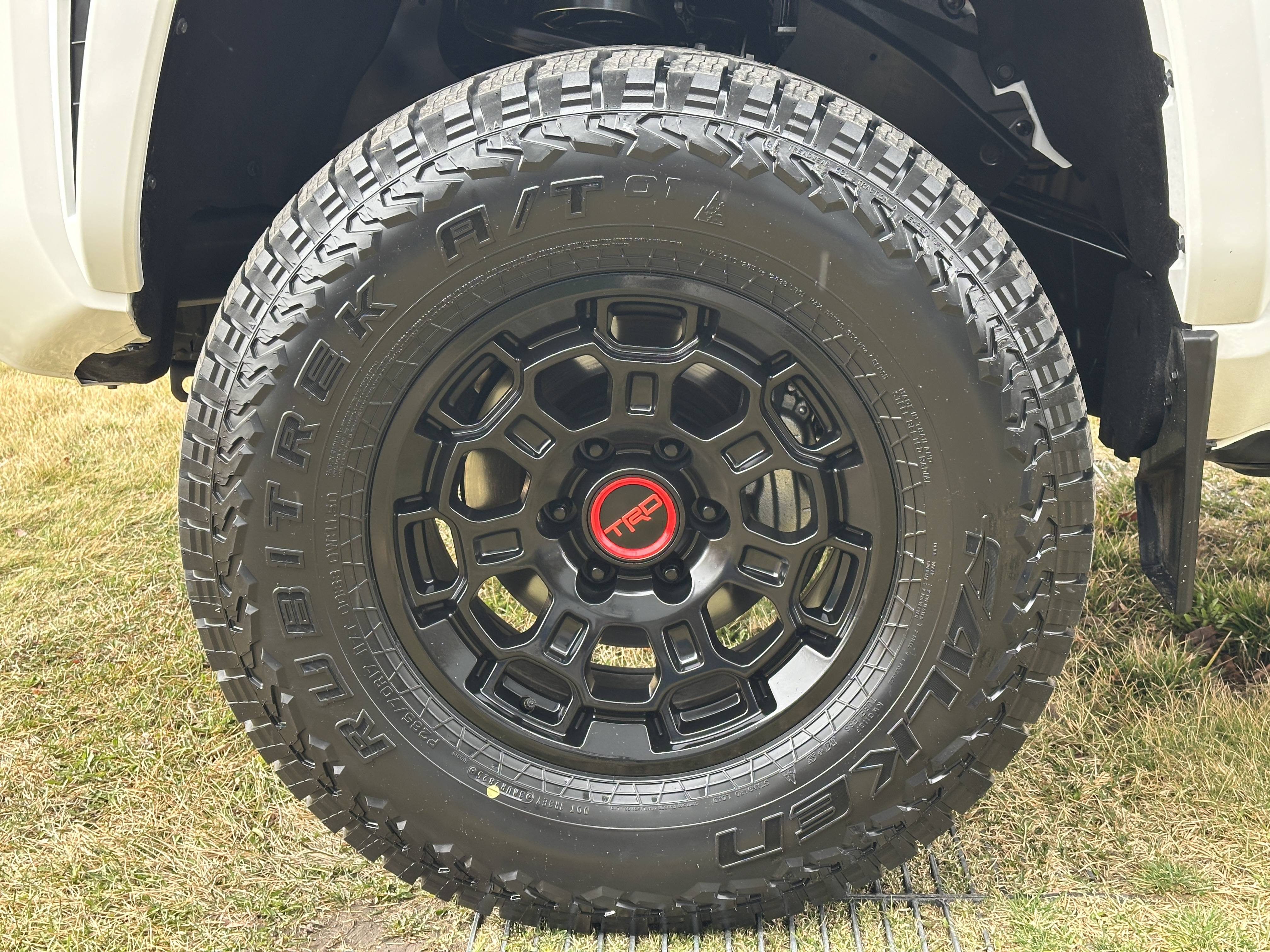 2024 Toyota Tacoma TRD Sport - Photo 15