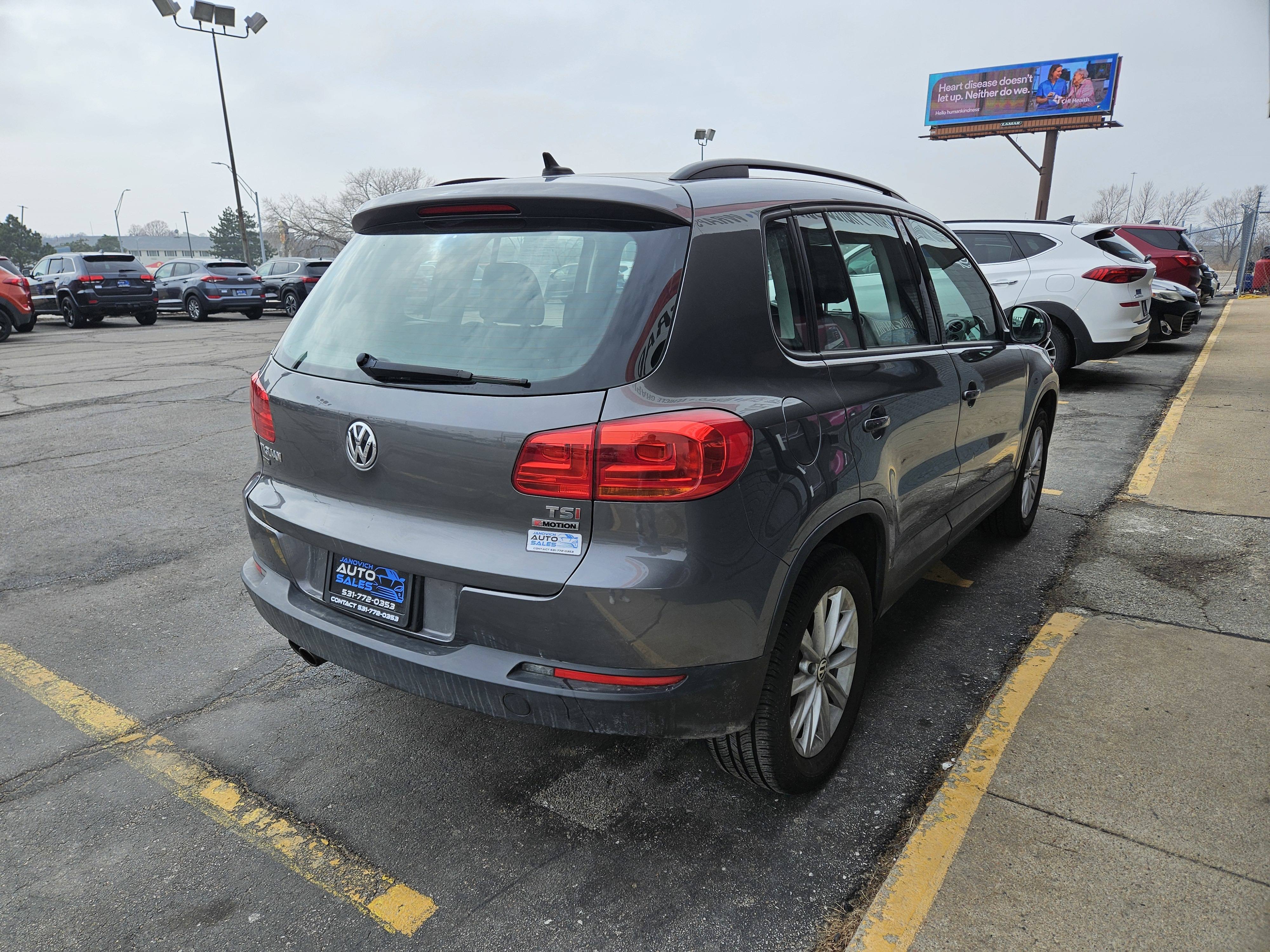 2017 Volkswagen Tiguan Limited Base - Photo 9
