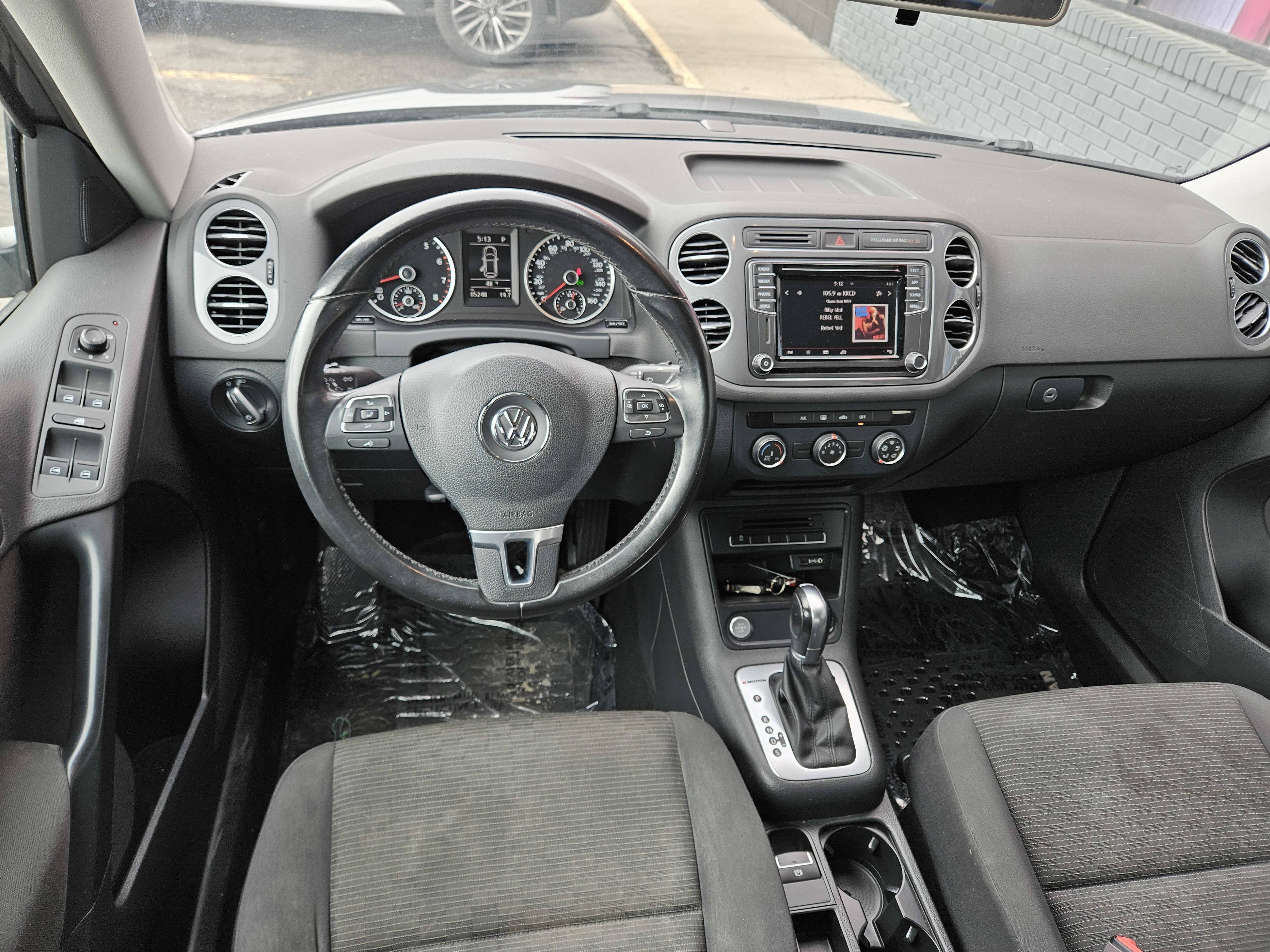 2017 Volkswagen Tiguan Limited Base - Photo 13