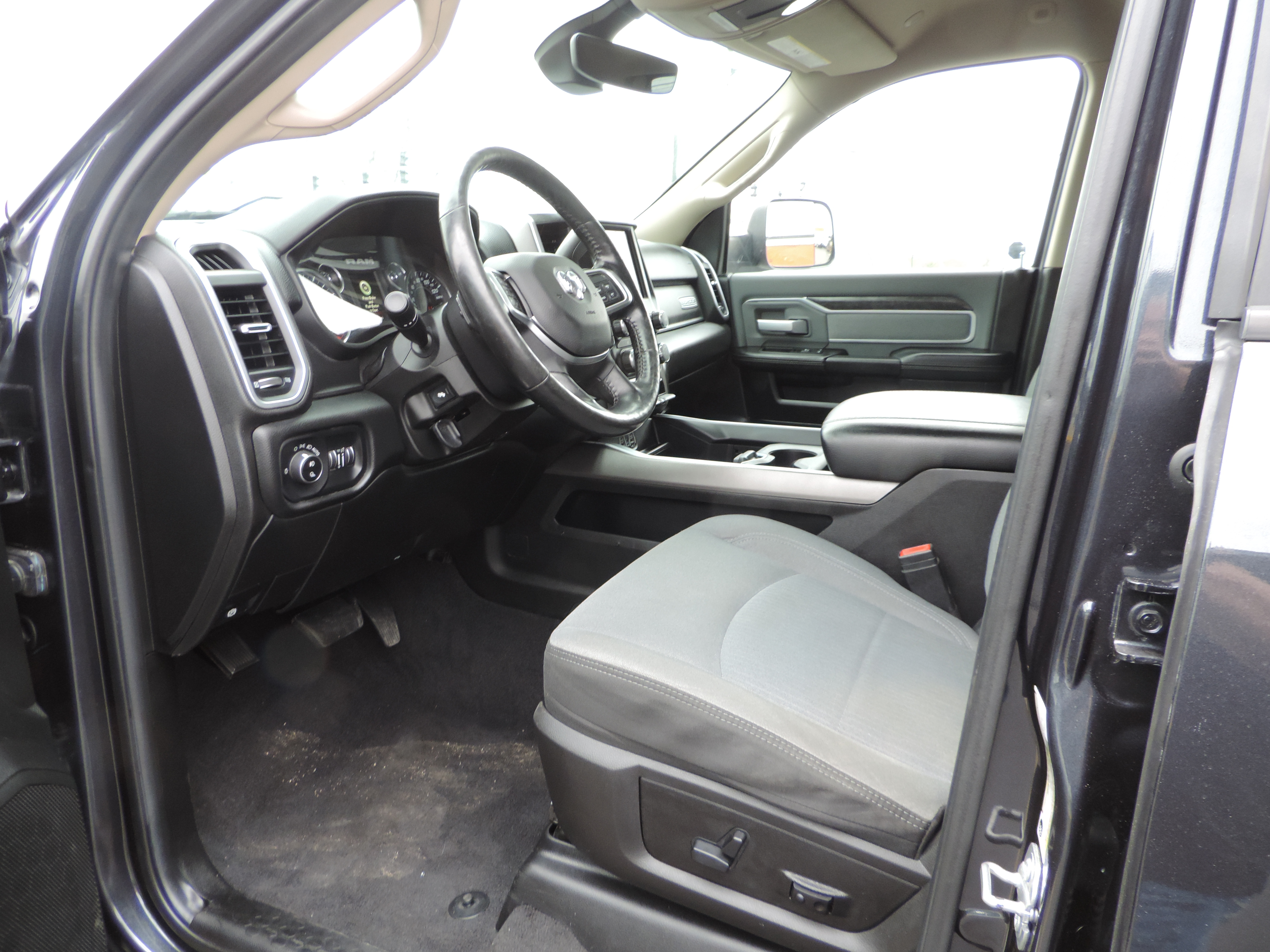 2019 RAM Ram 3500 Pickup Big Horn - Photo 7