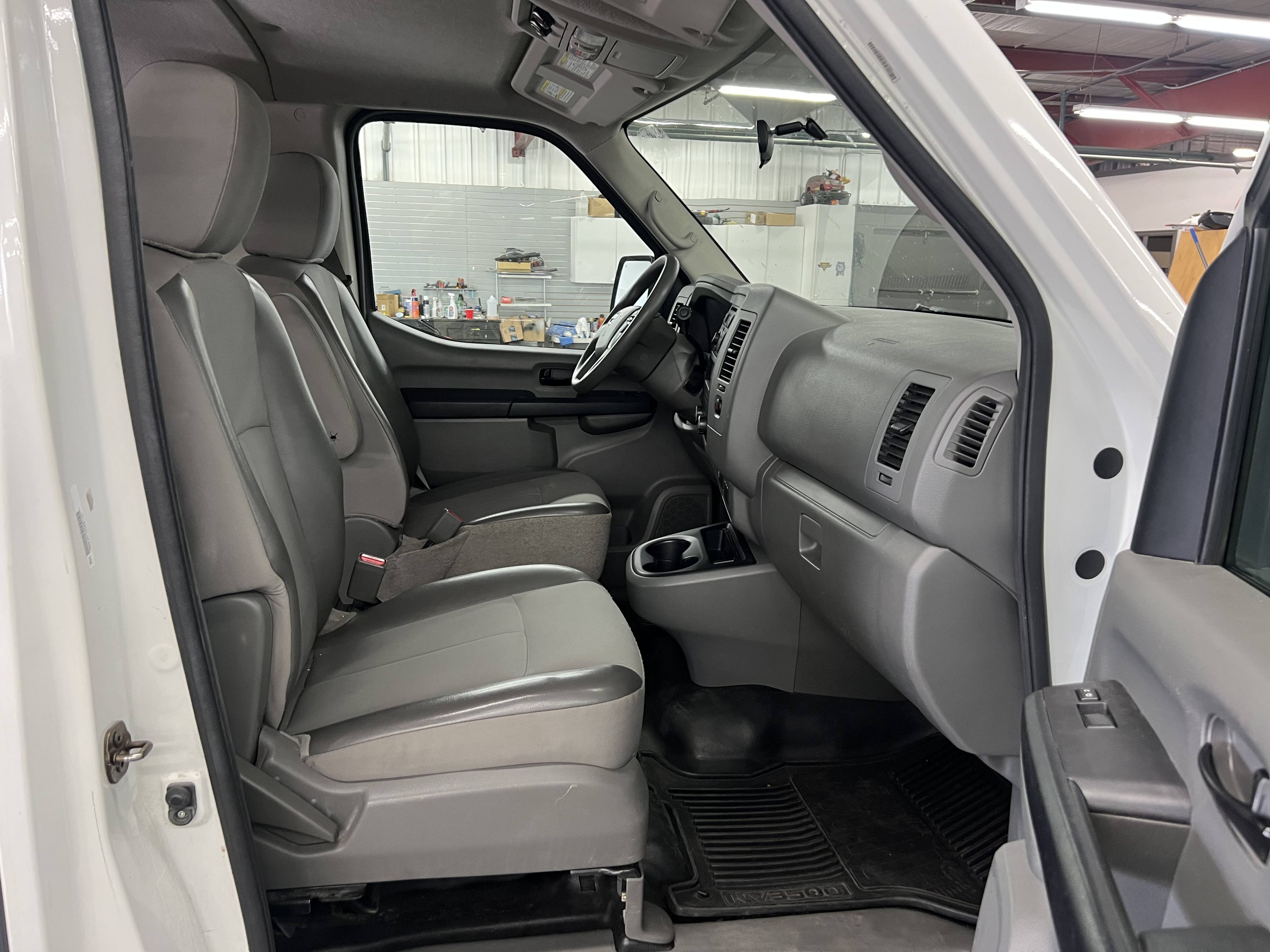 2016 Nissan NV Passenger S - Photo 9