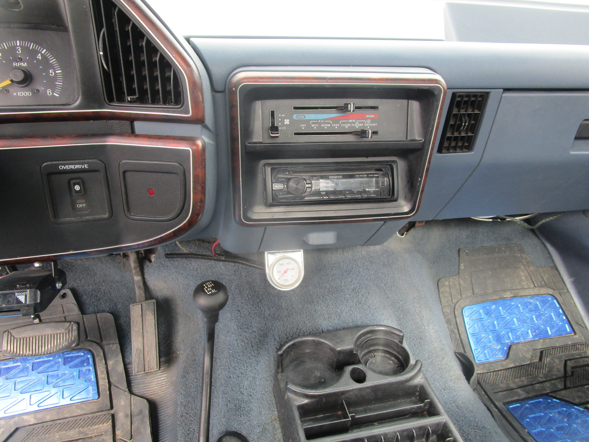 1990 Ford F-150 - Photo 8