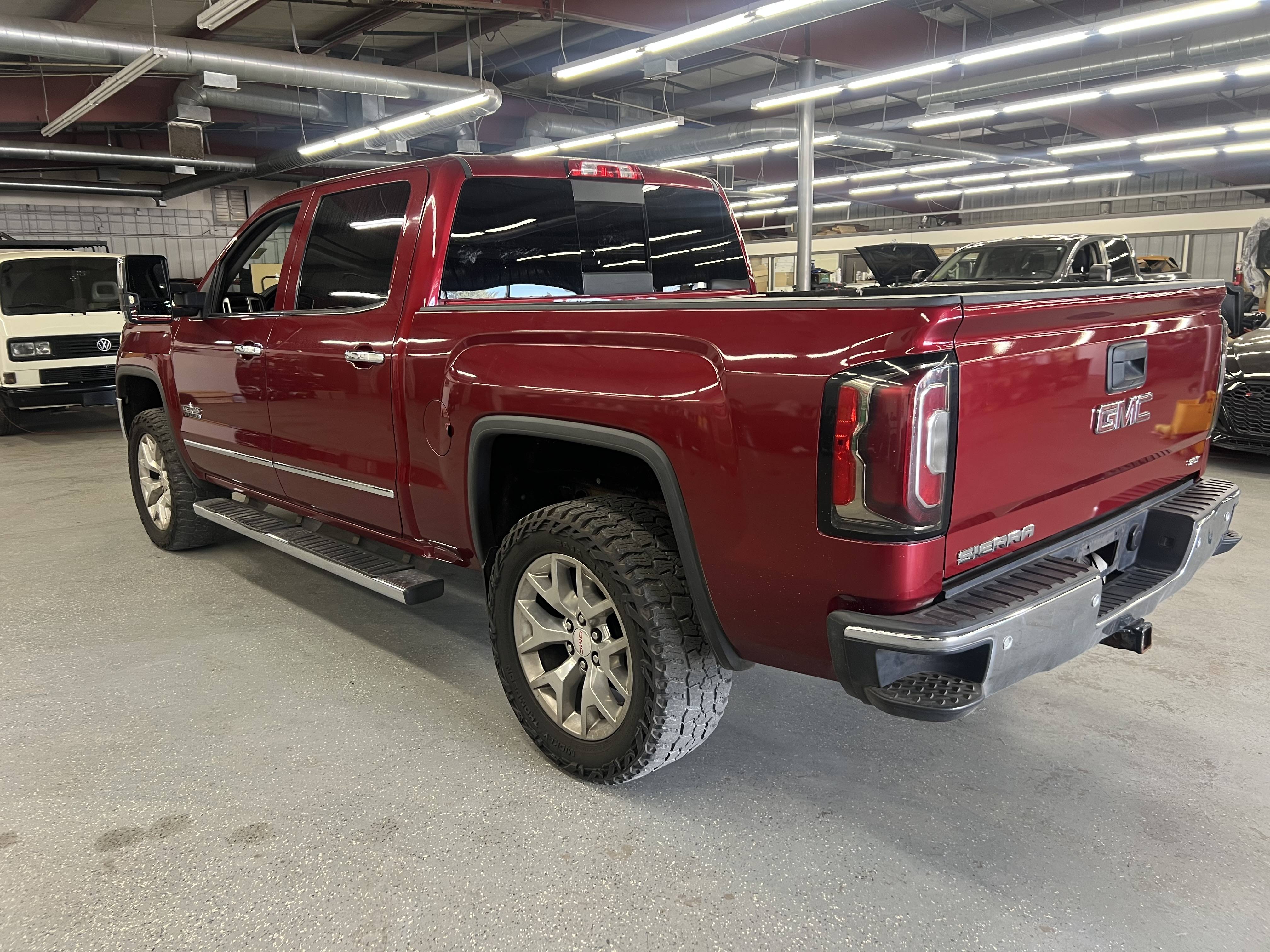 2018 GMC Sierra 1500 SLT - Photo 8