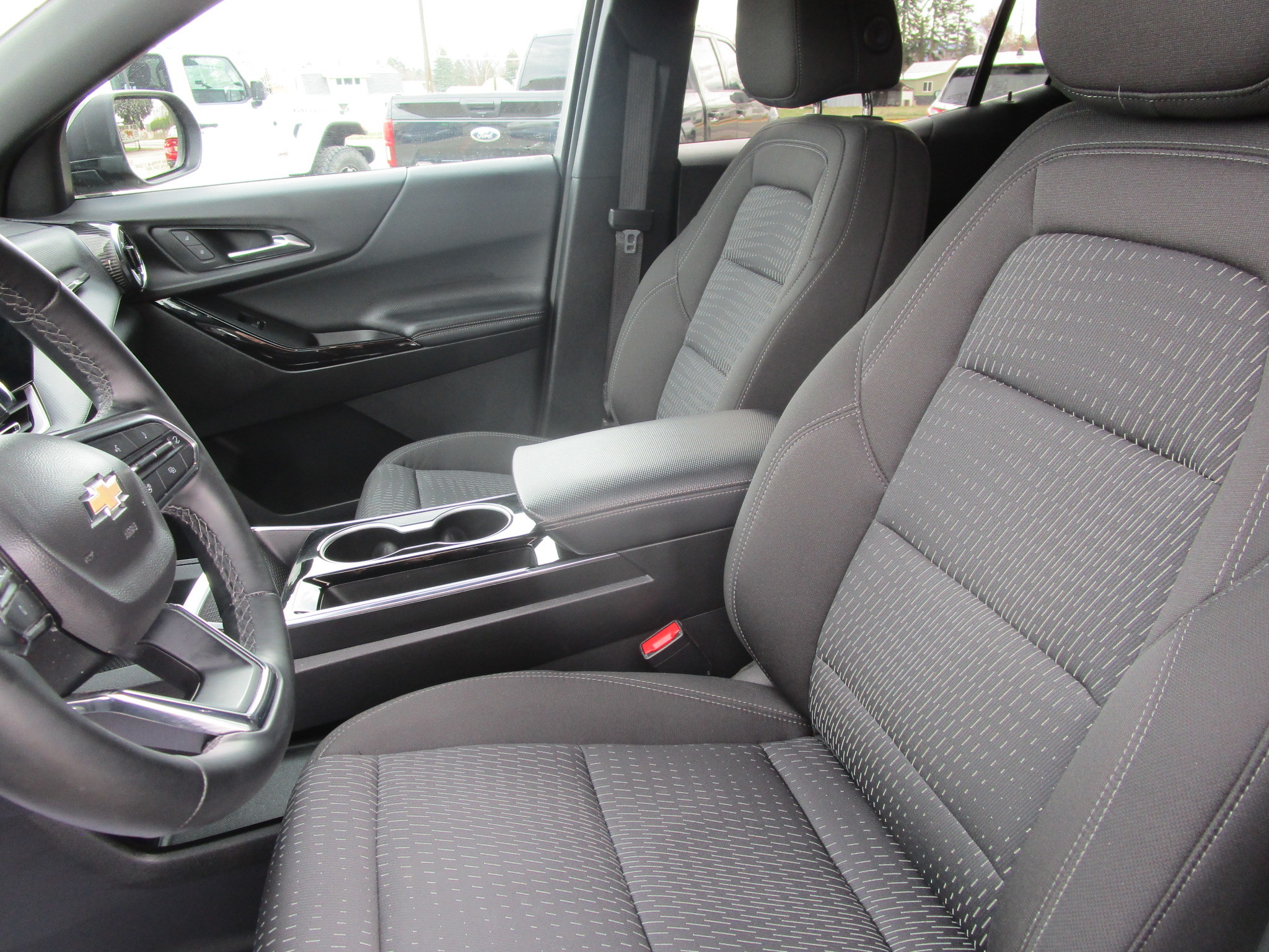 2025 Chevrolet Equinox LT - Photo 7