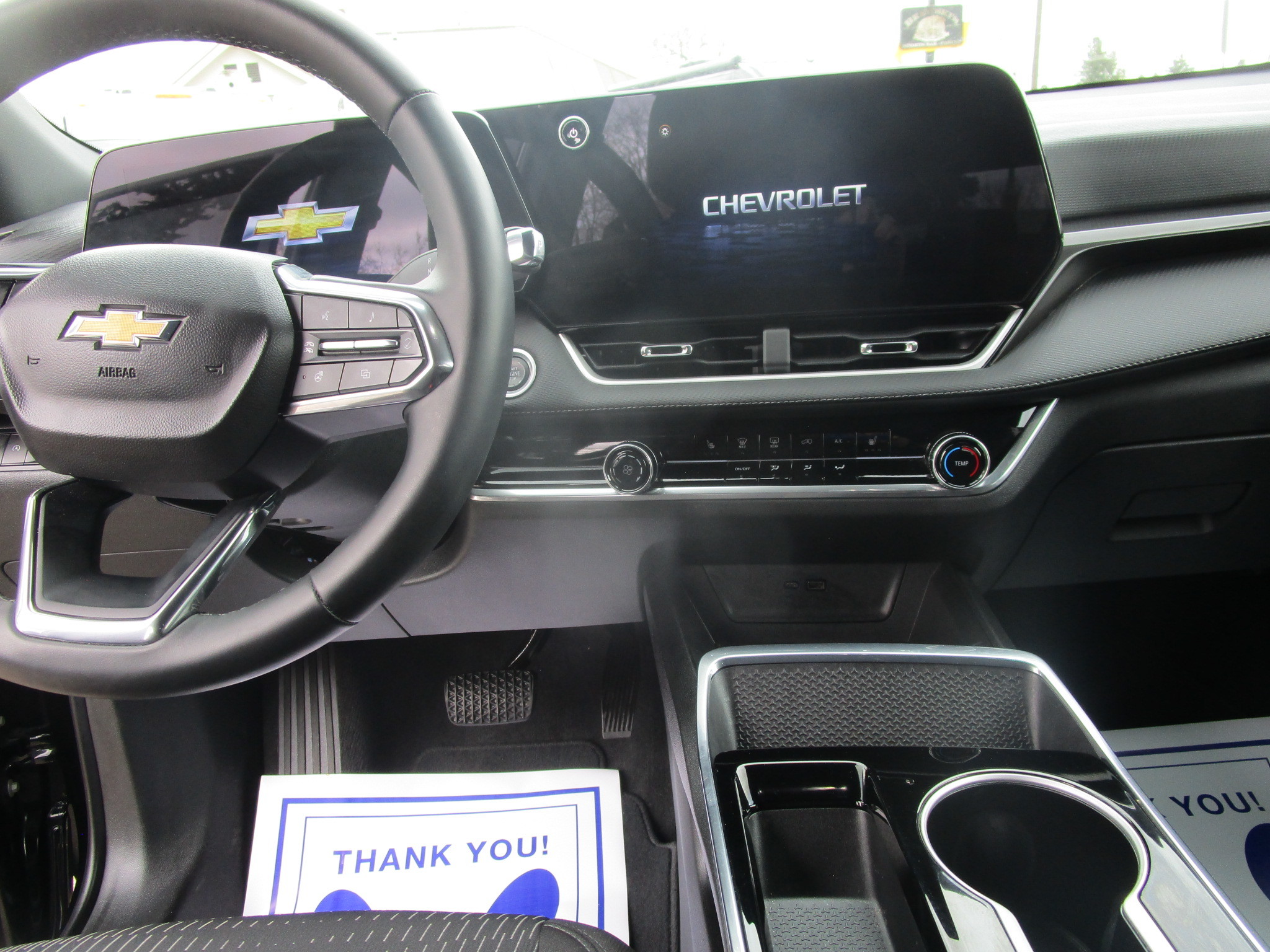 2025 Chevrolet Equinox LT - Photo 8
