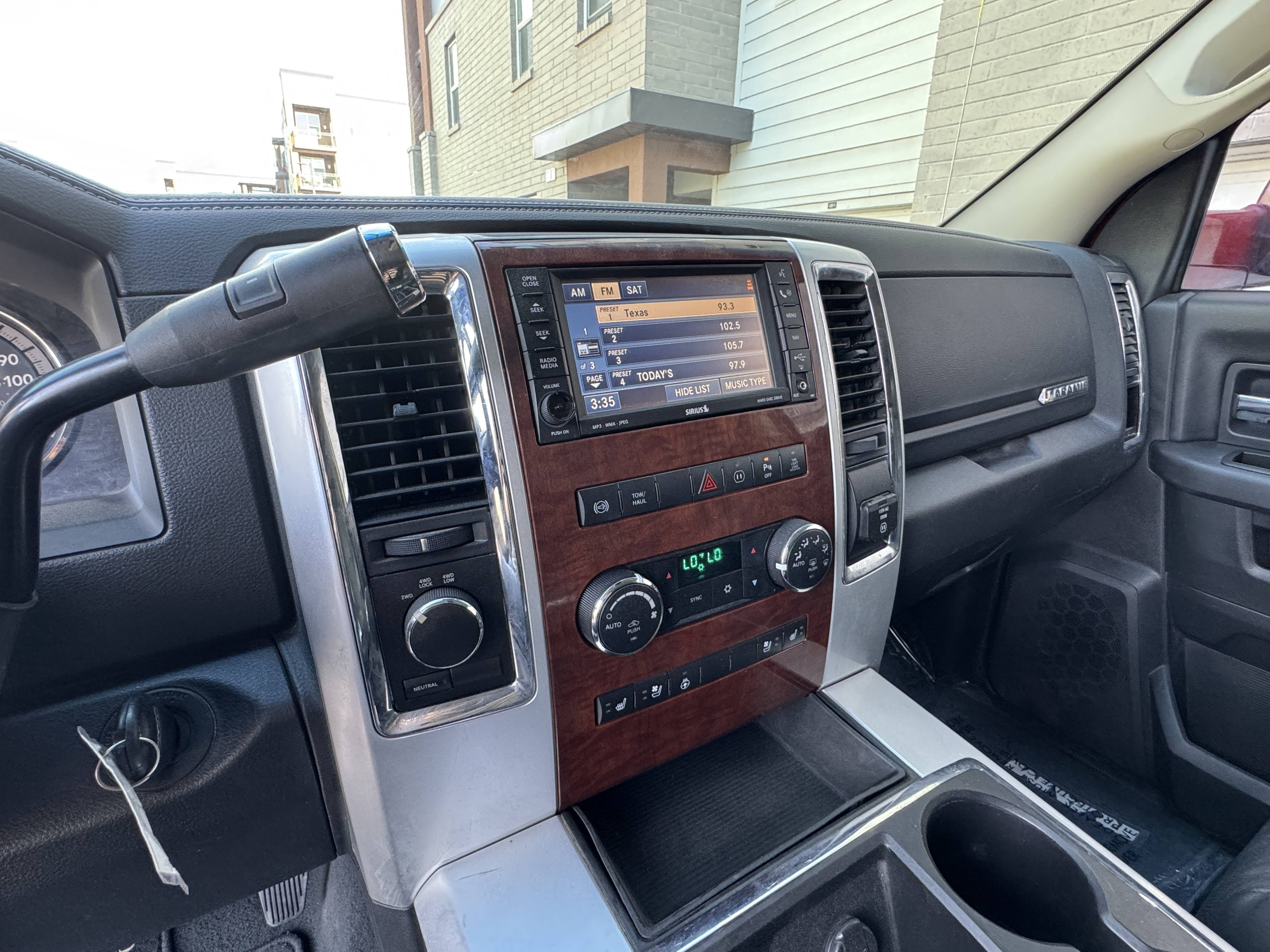 2011 RAM Ram 2500 Pickup Laramie - Photo 32