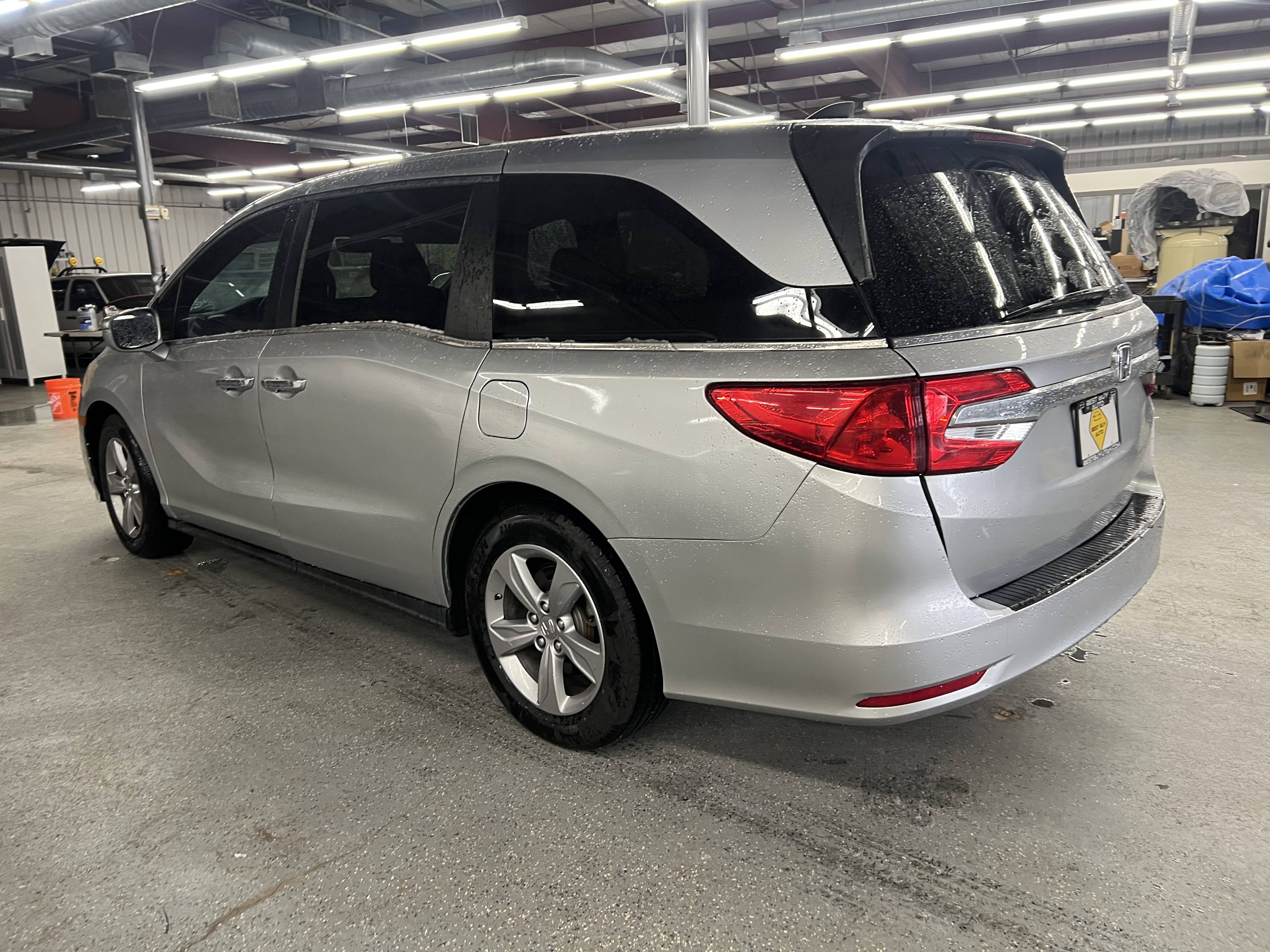 2018 Honda Odyssey EX-L - Photo 7