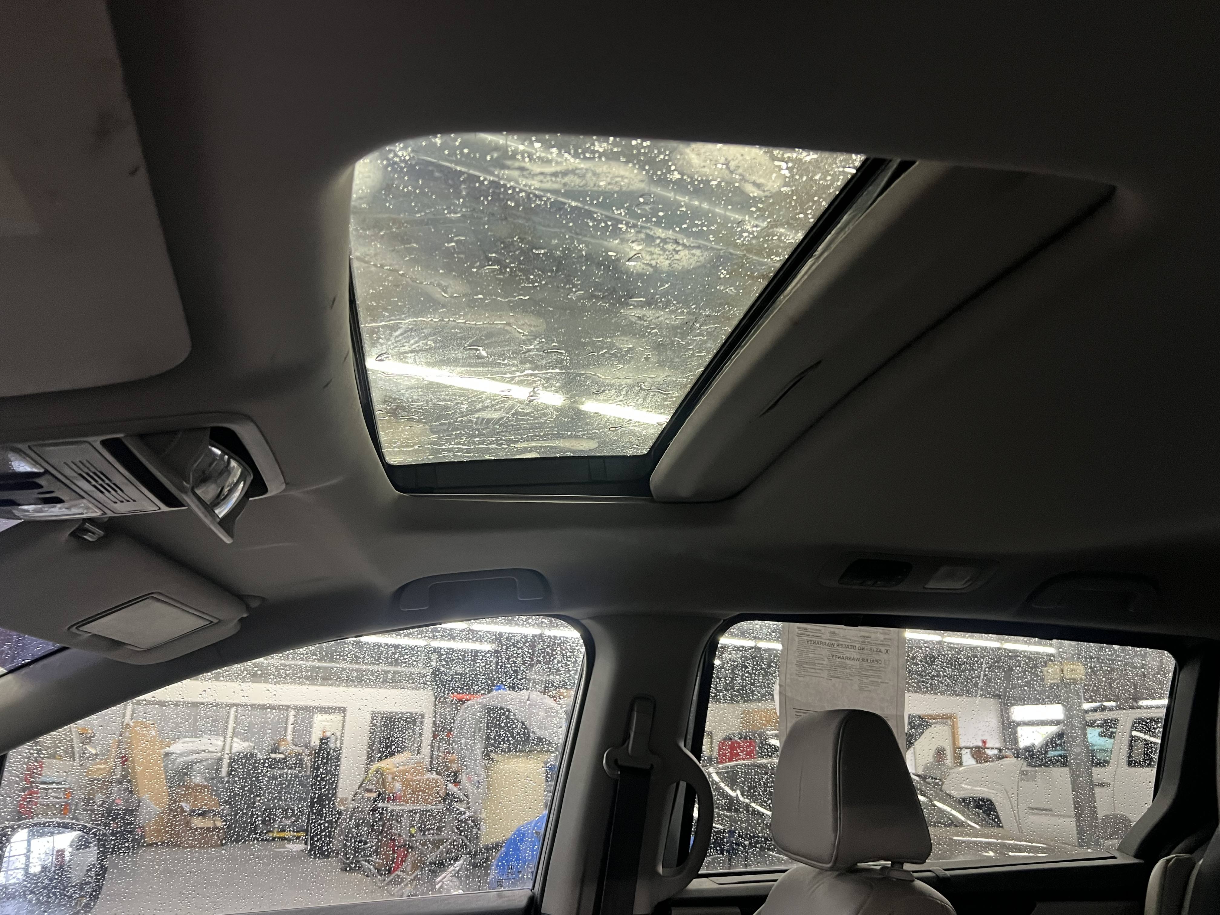 2018 Honda Odyssey EX-L - Photo 14