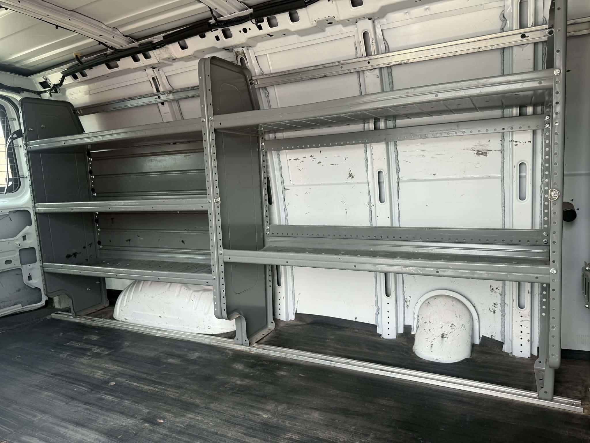 2015 Chevrolet Express Cargo Work Van - Photo 18