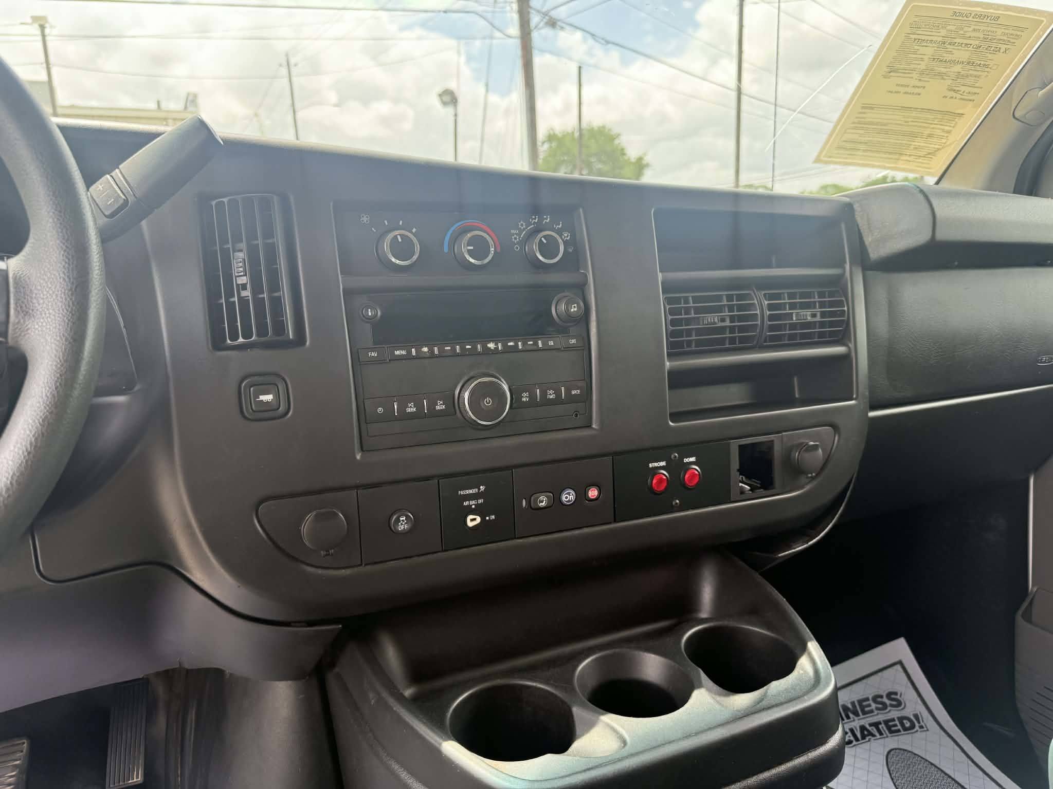 2015 Chevrolet Express Cargo Work Van - Photo 29