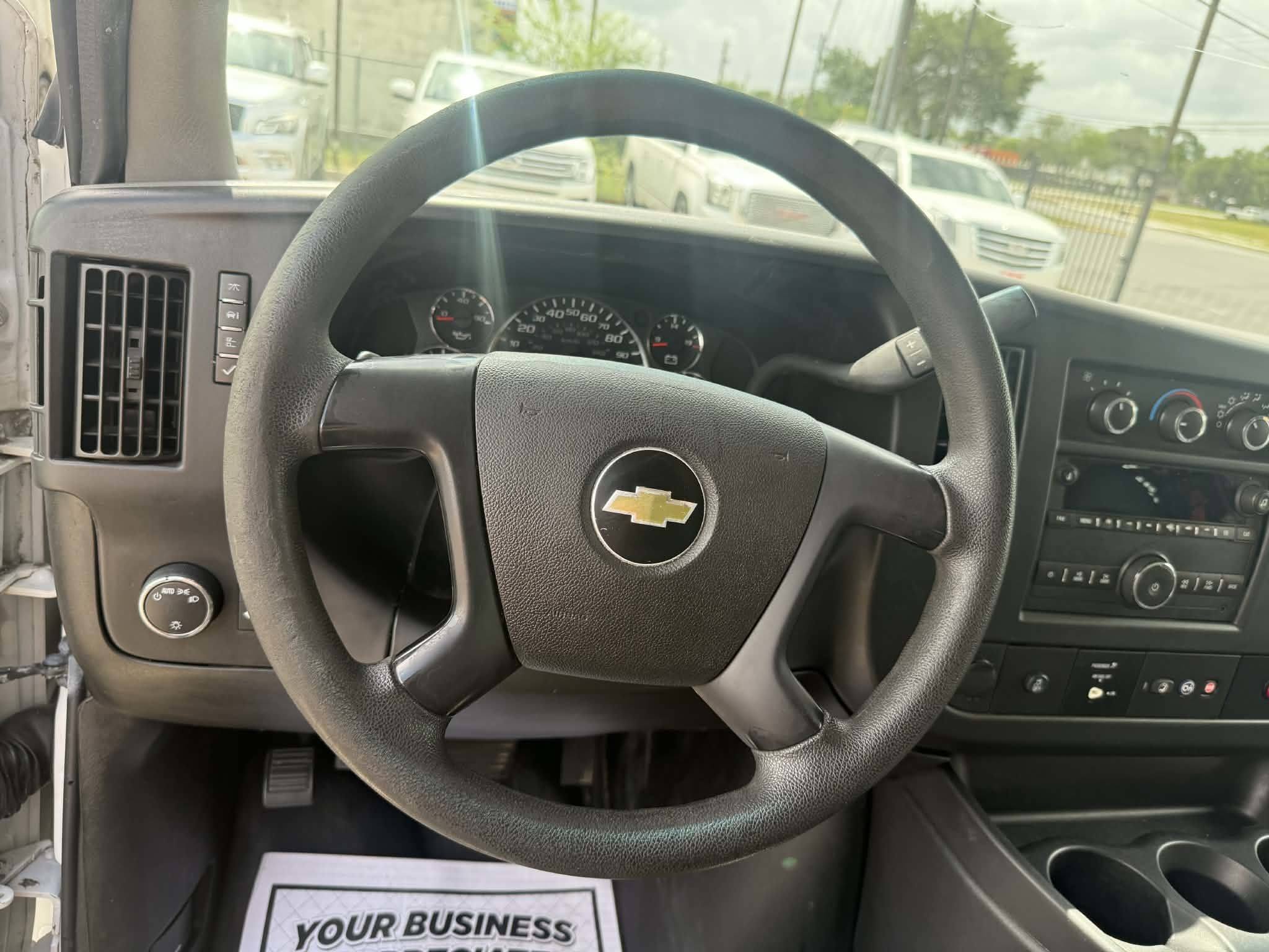 2015 Chevrolet Express Cargo Work Van - Photo 28